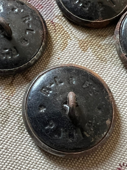 ★ハンティングボタンセット【パリスバック】