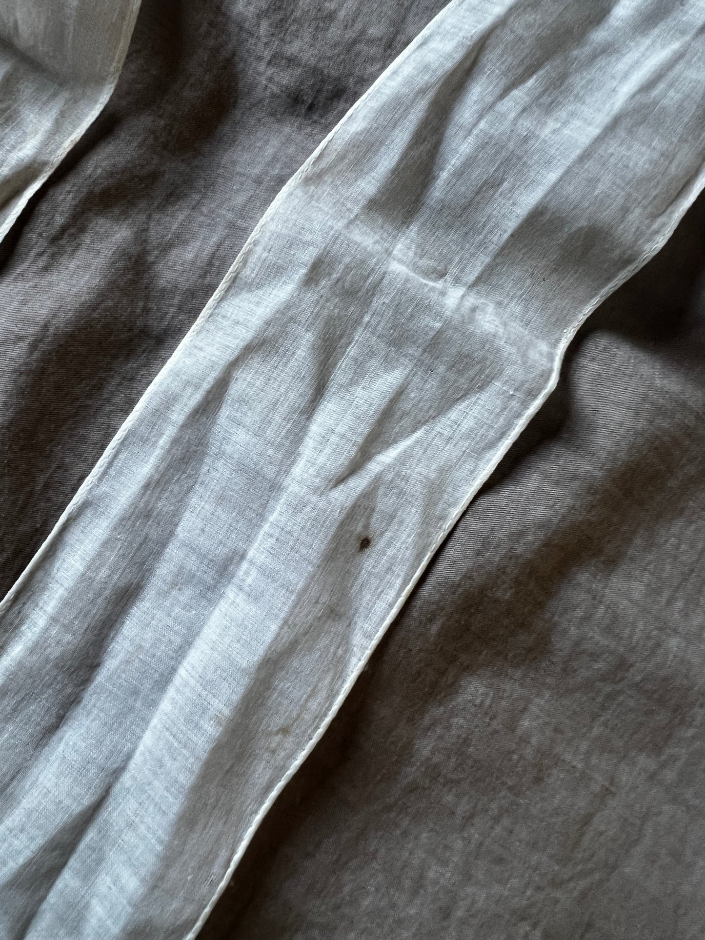 白刺繍ラペット