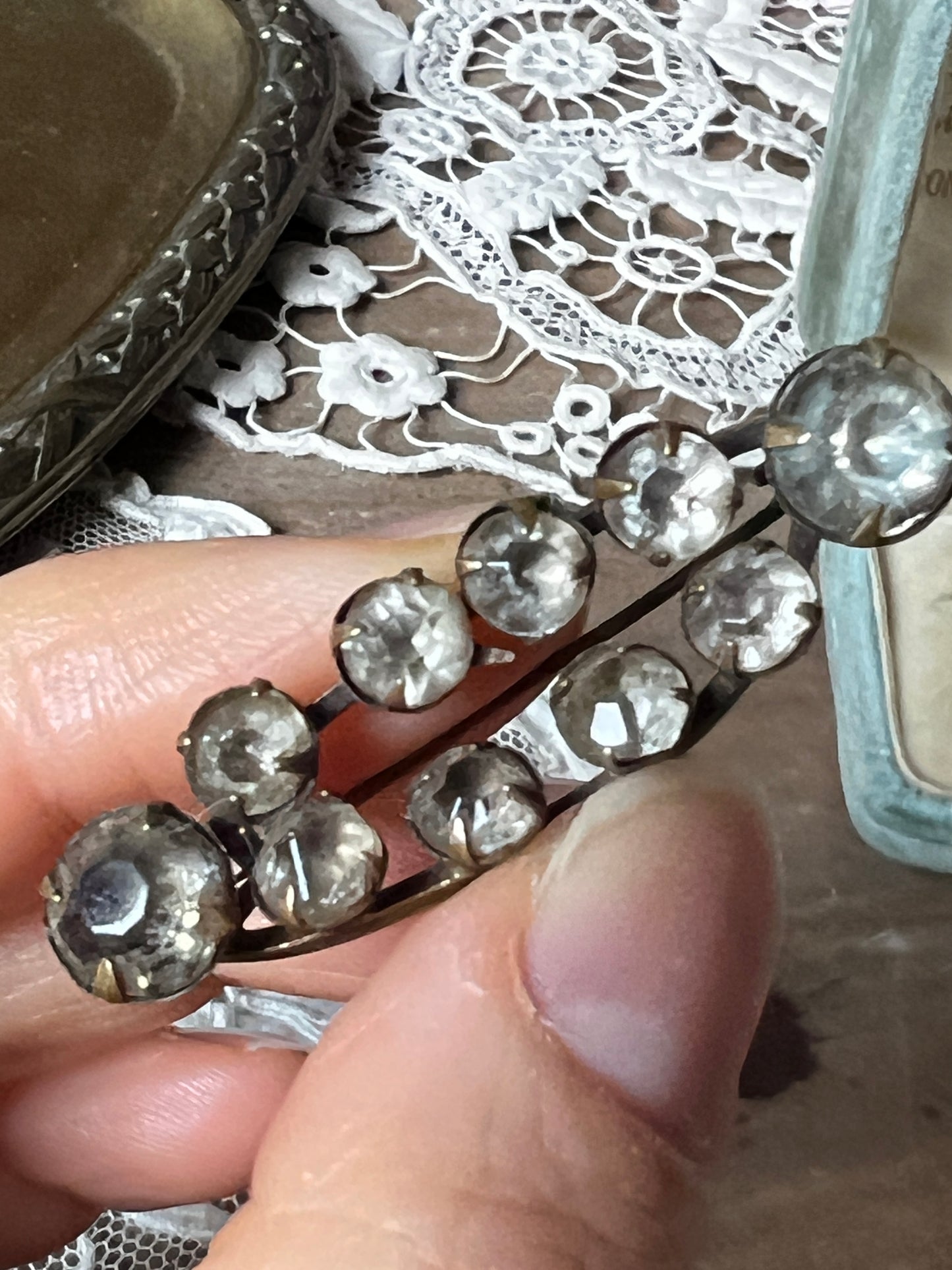 アンティークブローチ