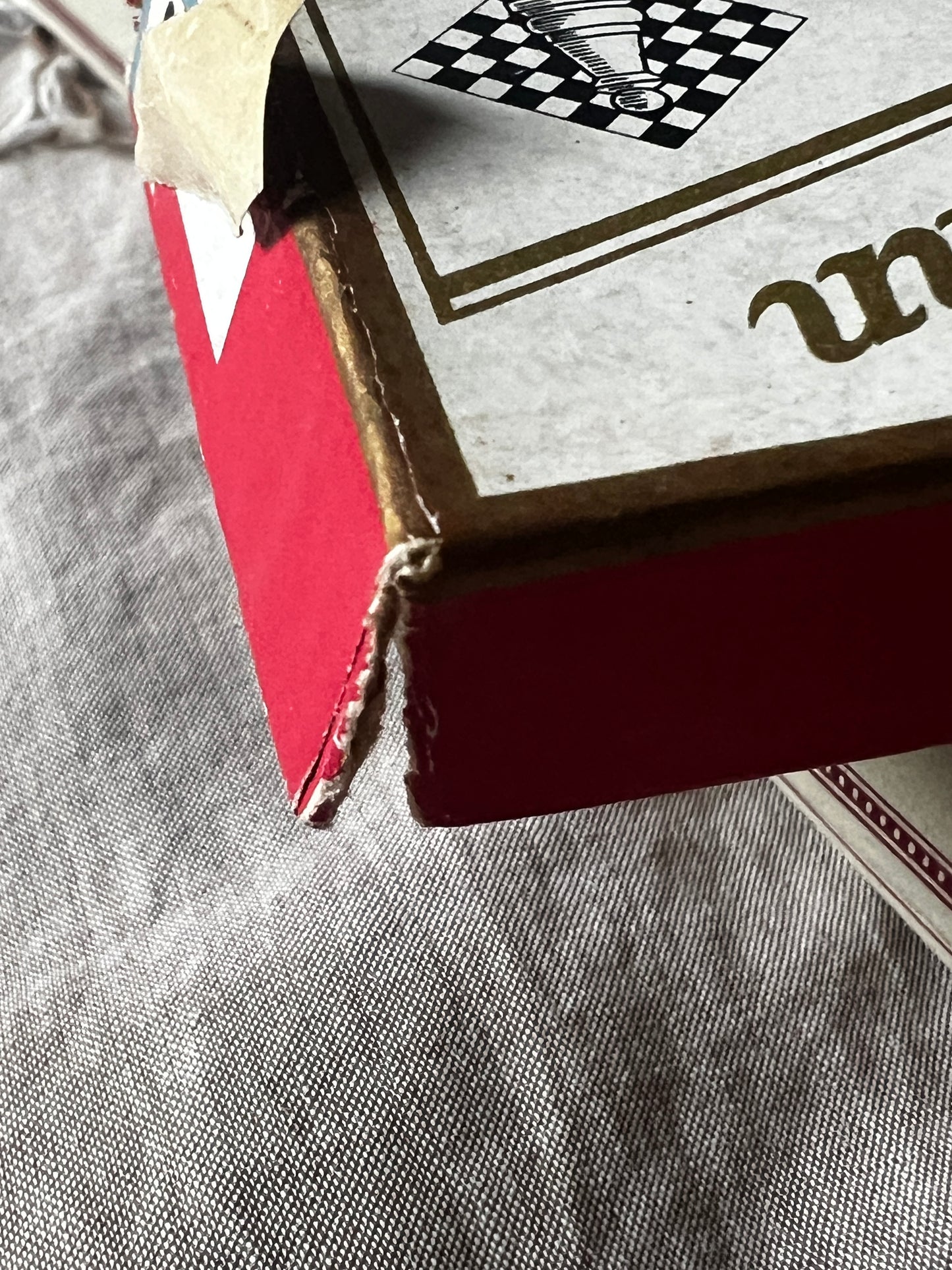 紙箱入り糸セット