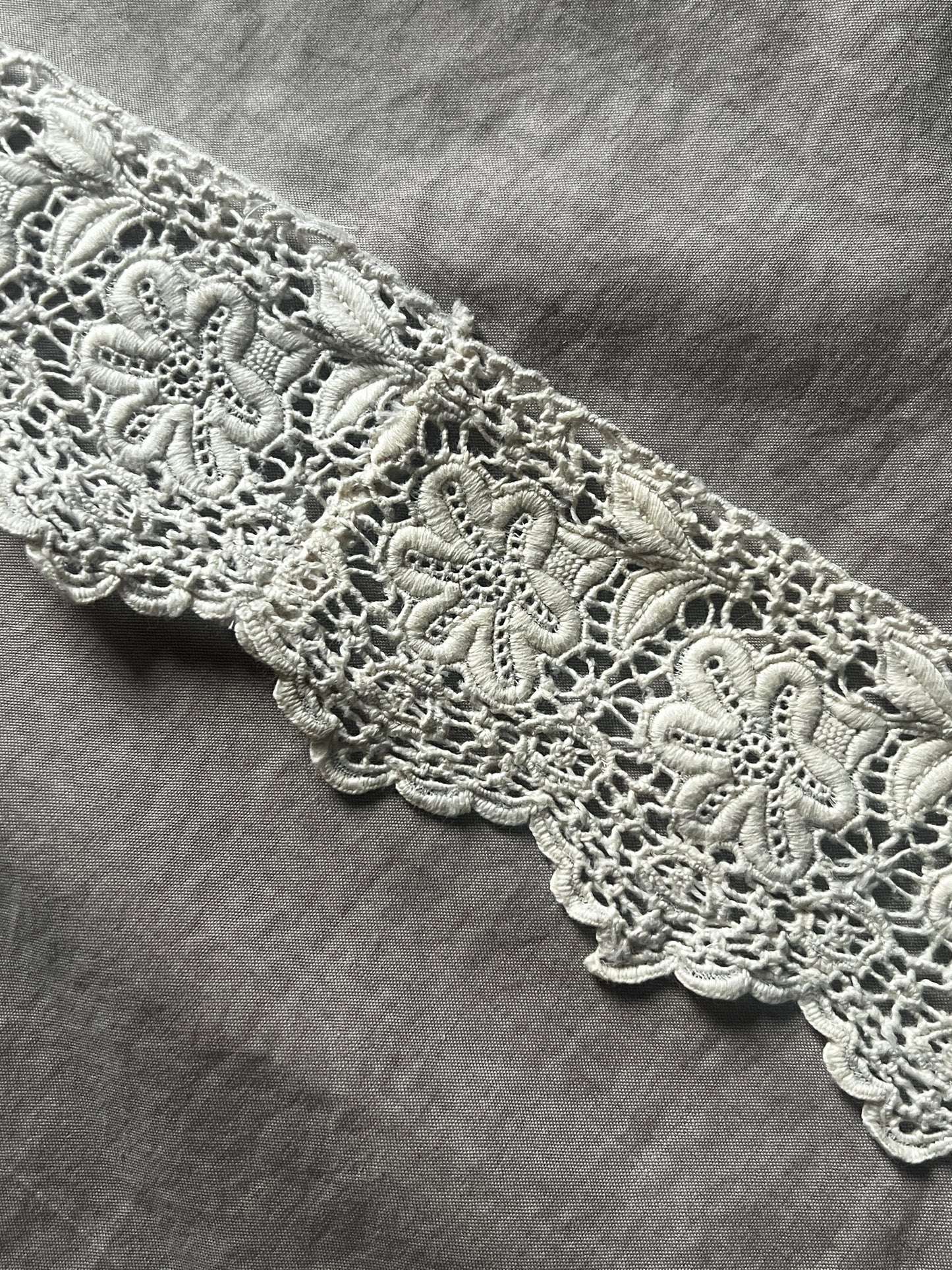 アンティークレース