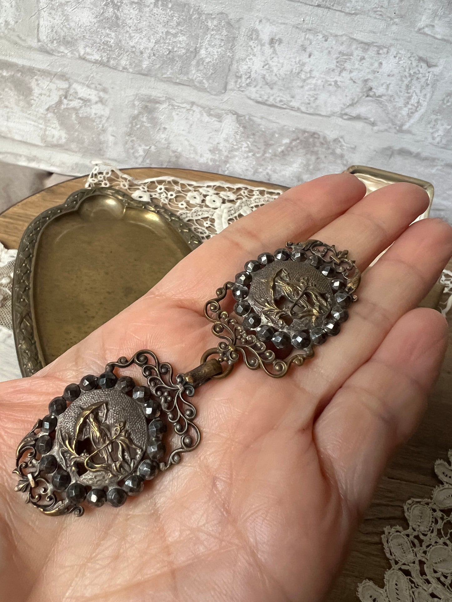 ★アンティーククラスプ