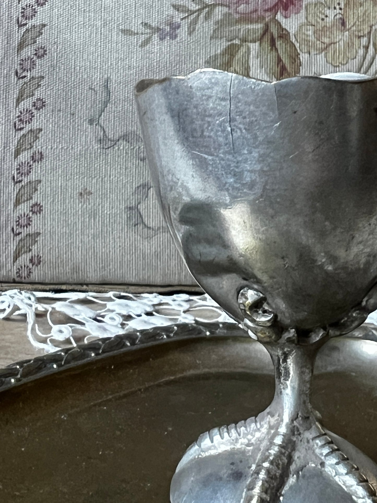 ★鳥足エッグスタンド