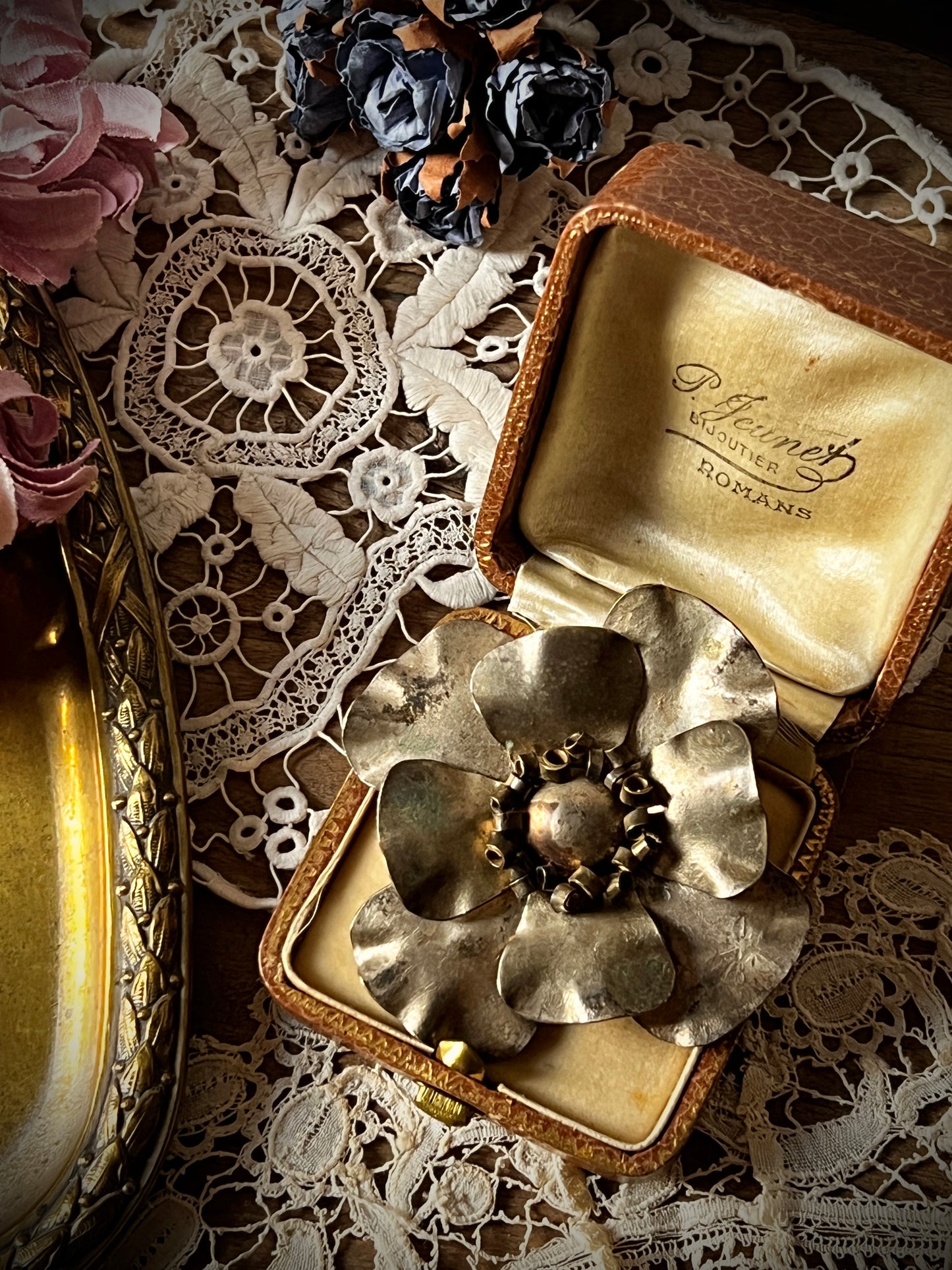 ヴィンテージブローチ(花)