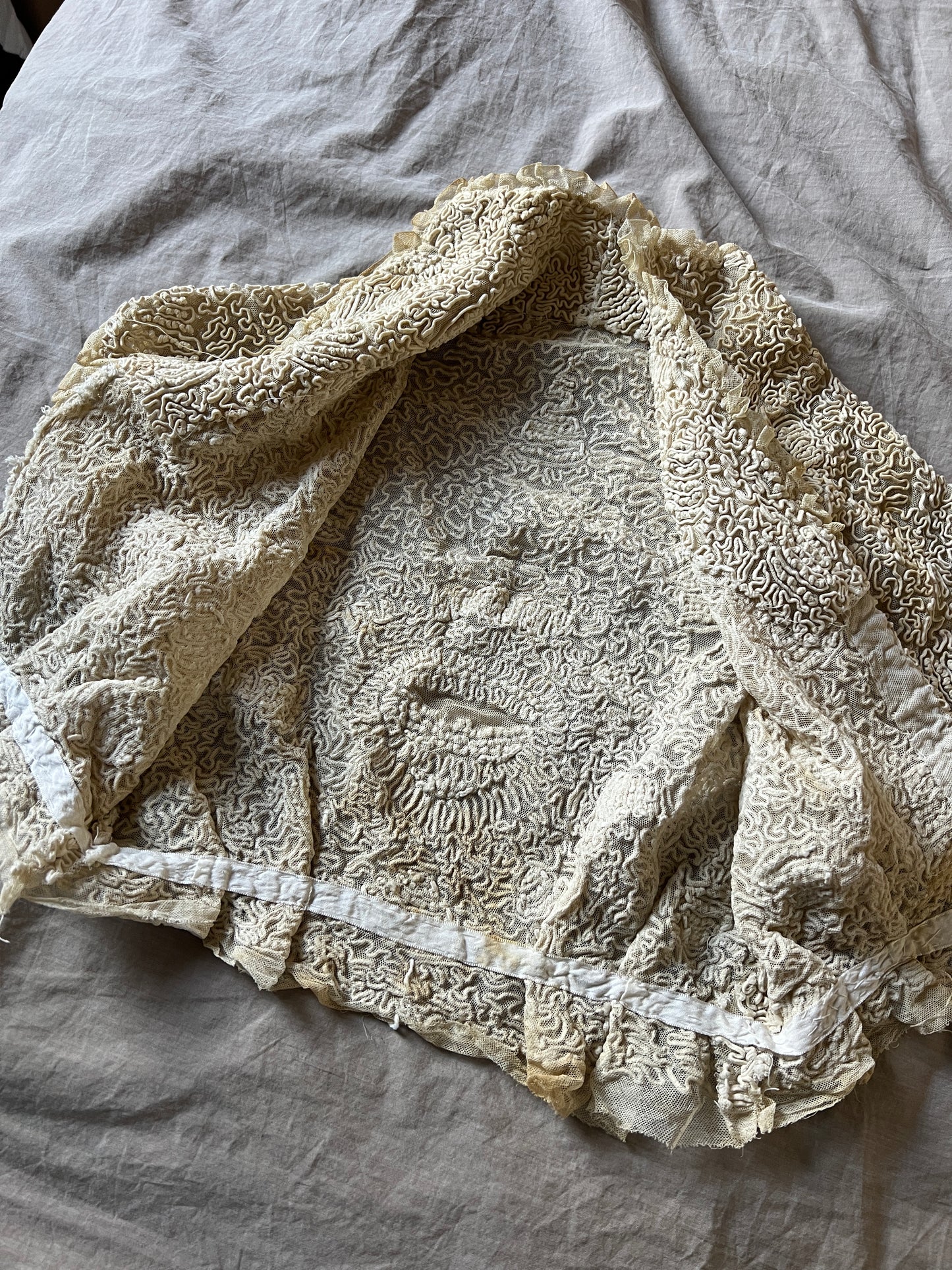 アンティークレースドレスパーツ