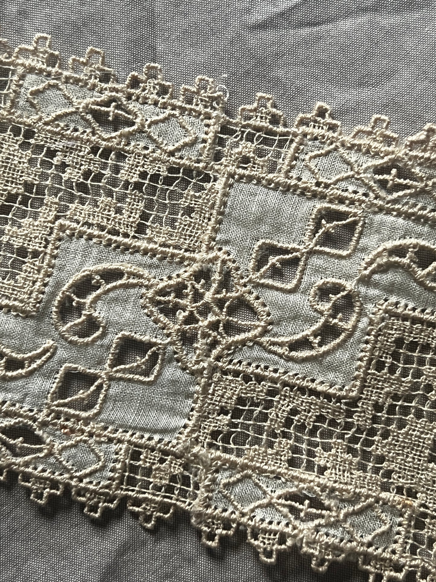 アンティークレース