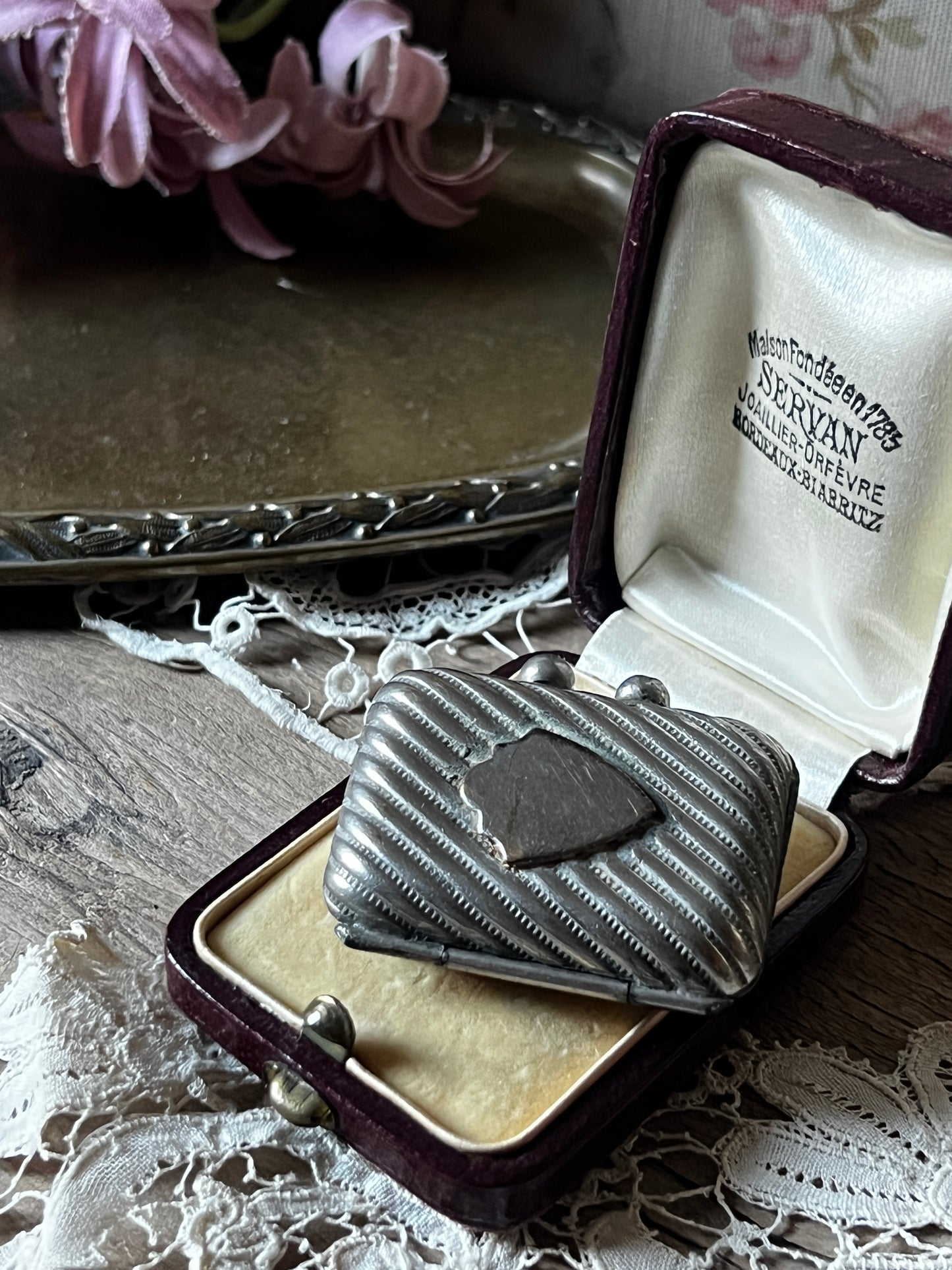 メタル製ミニケース