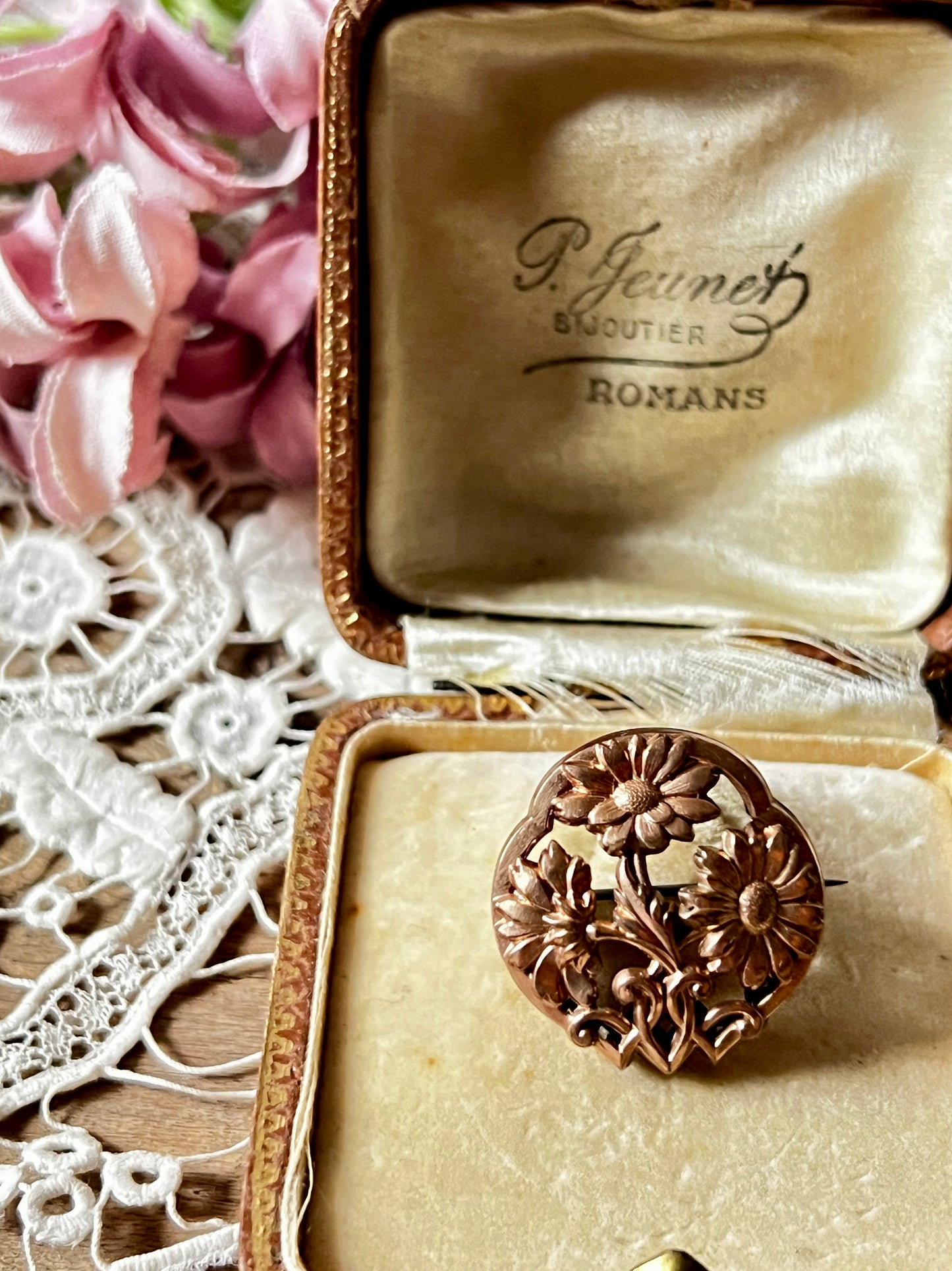 アンティークブローチ(Titre Fixe)