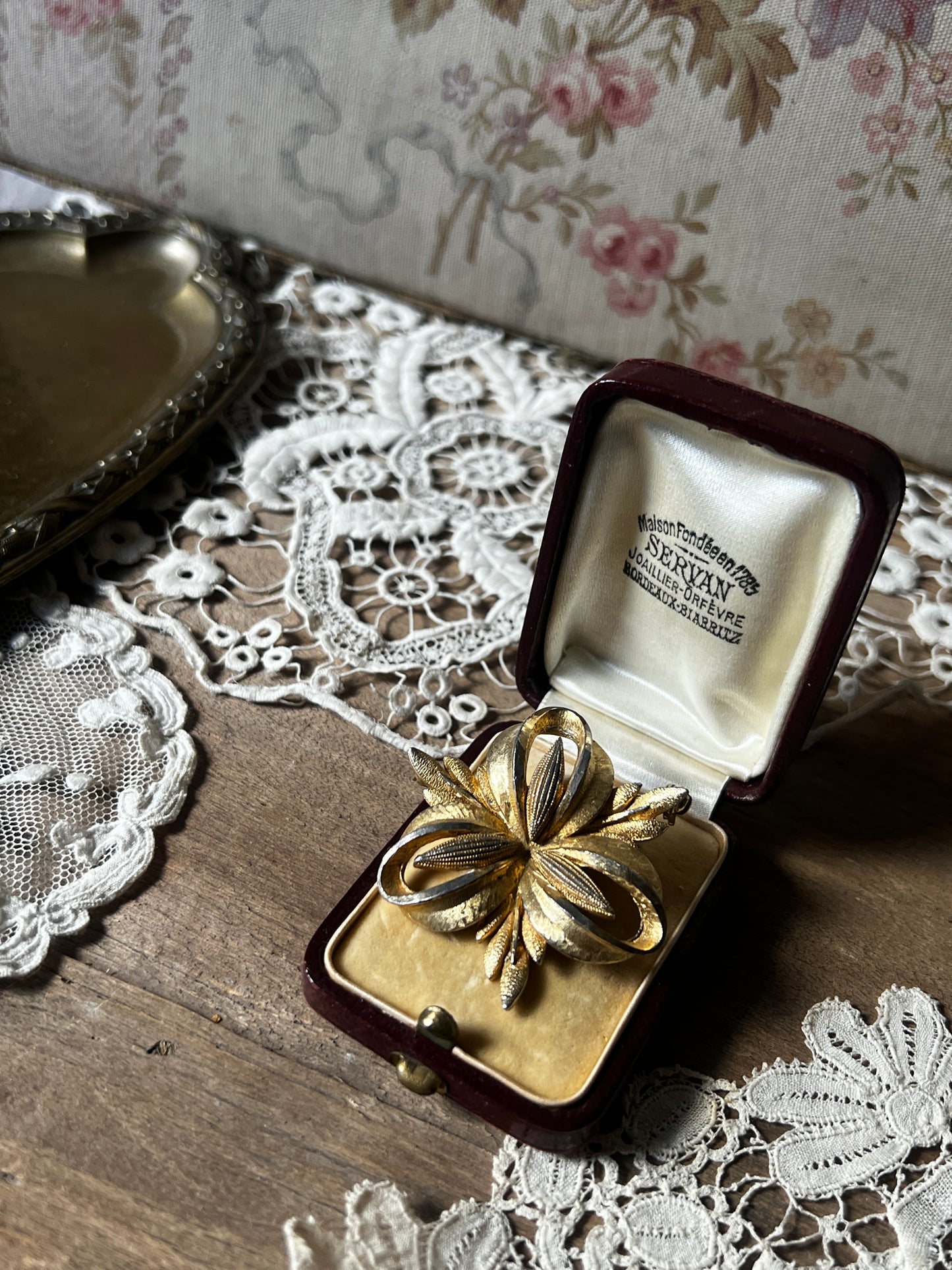 ヴィンテージブローチ