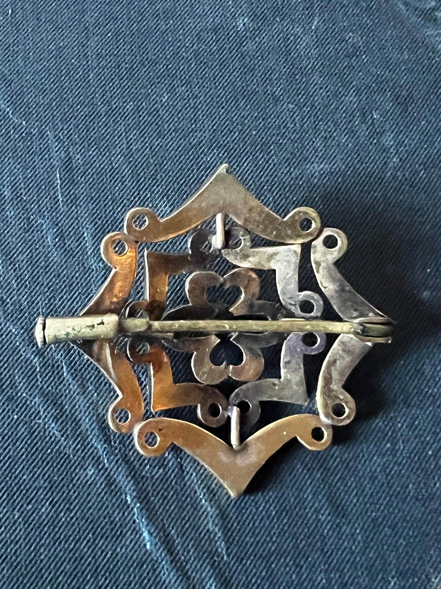 アンティークブローチ