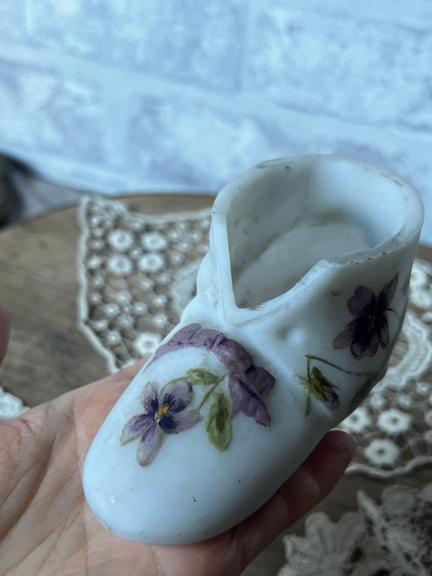 ブーツ型菫の小物入れ