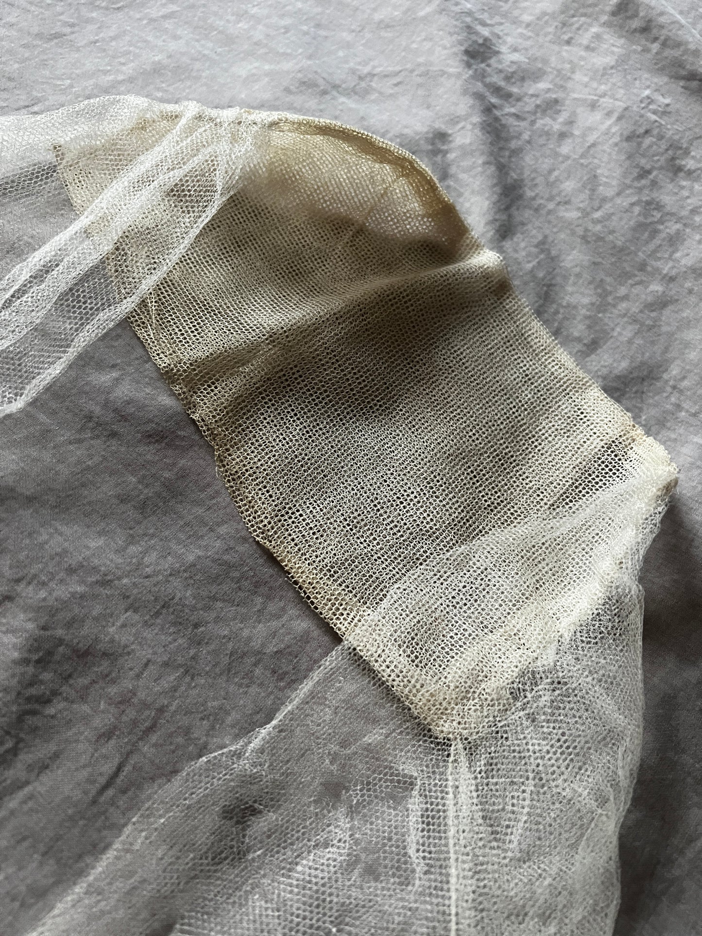 ブロンドレースストール(ダメージ)