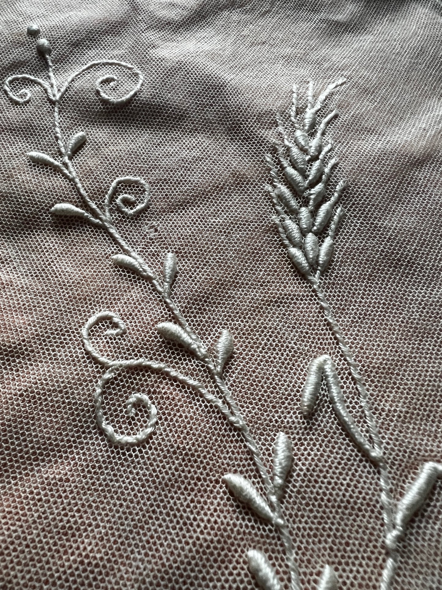 アンティークレース飾り布