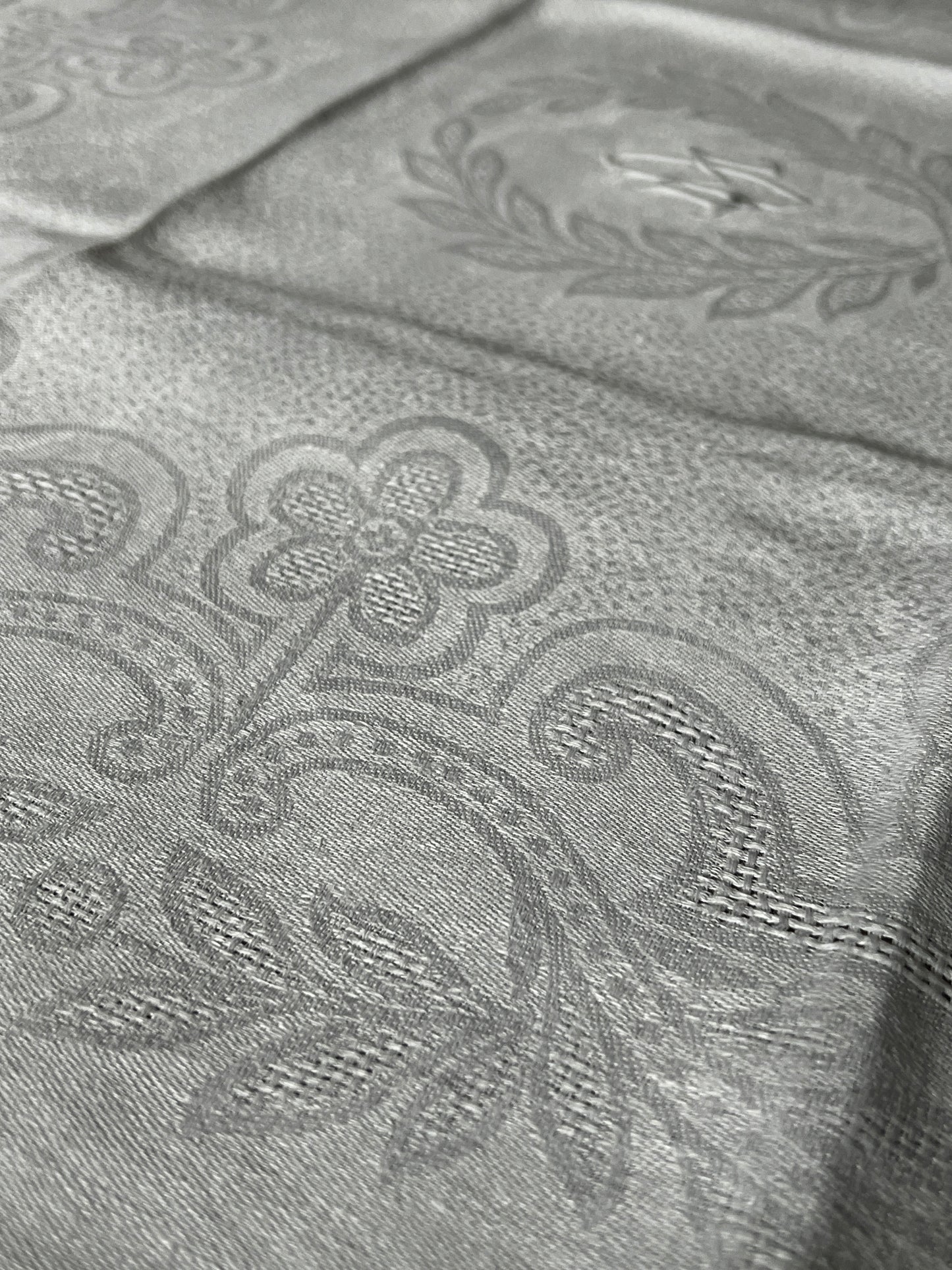 イニシャル刺繍リネン