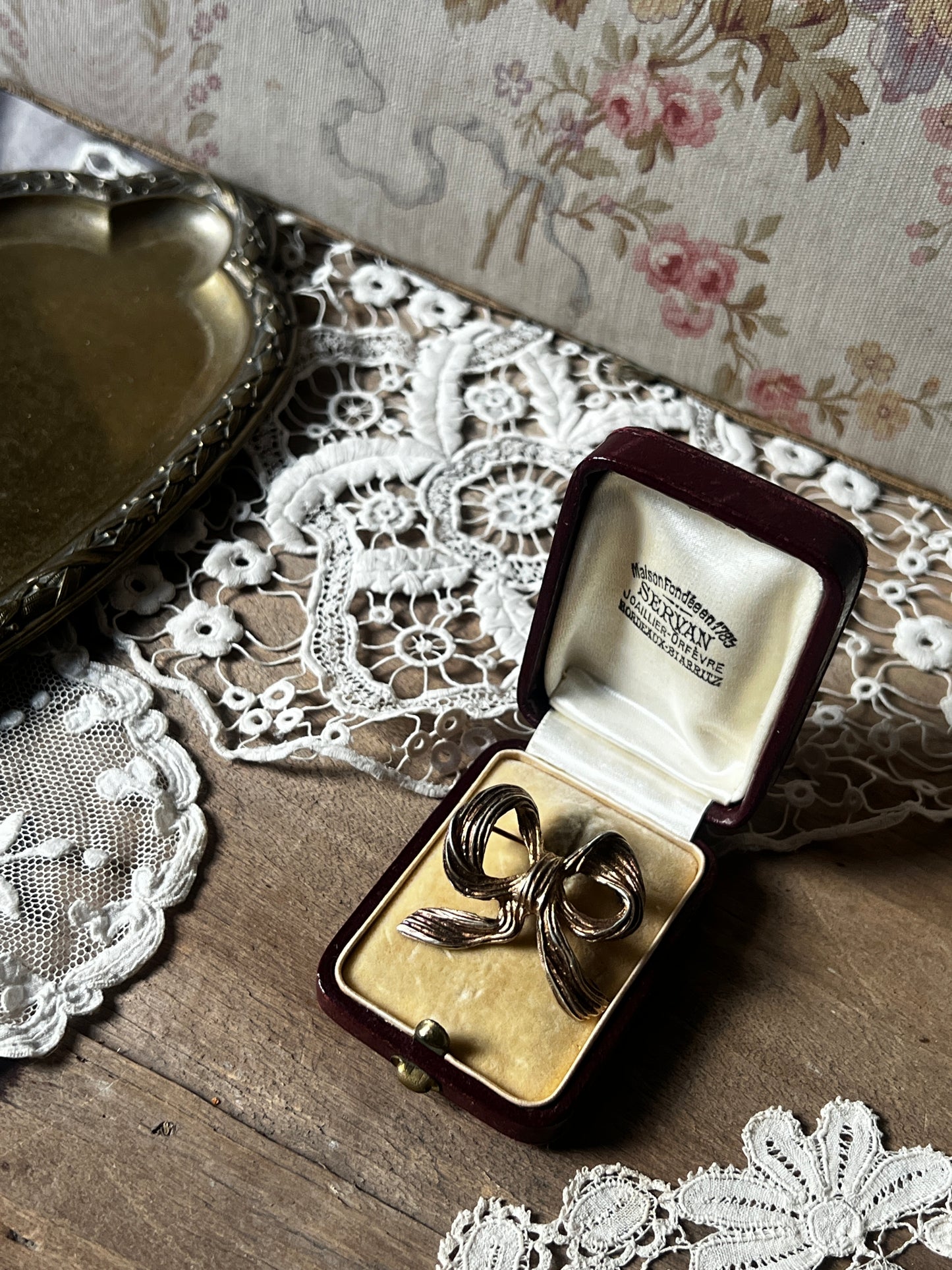 ヴィンテージブローチ(リボン)