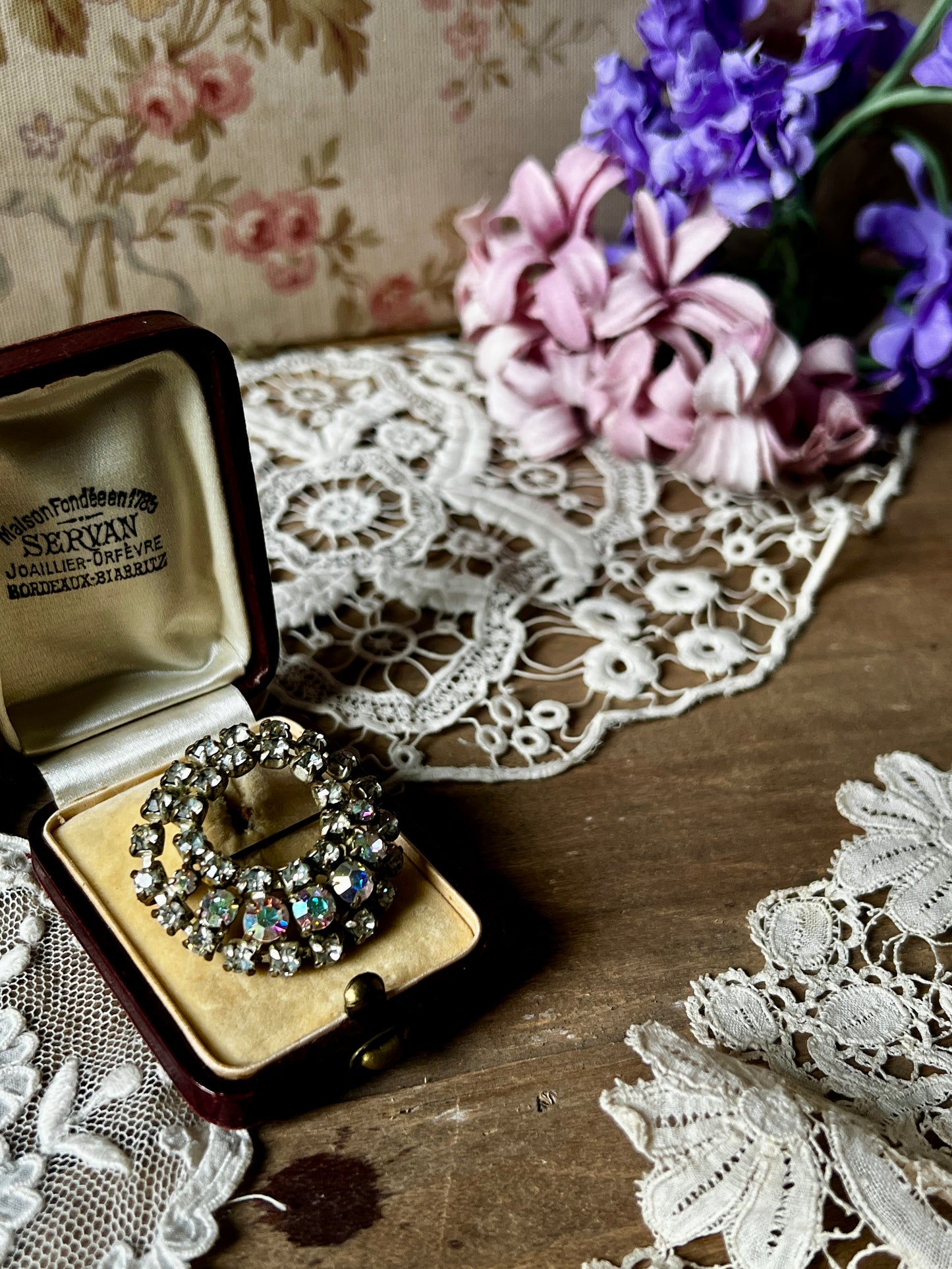 アンティークブローチ