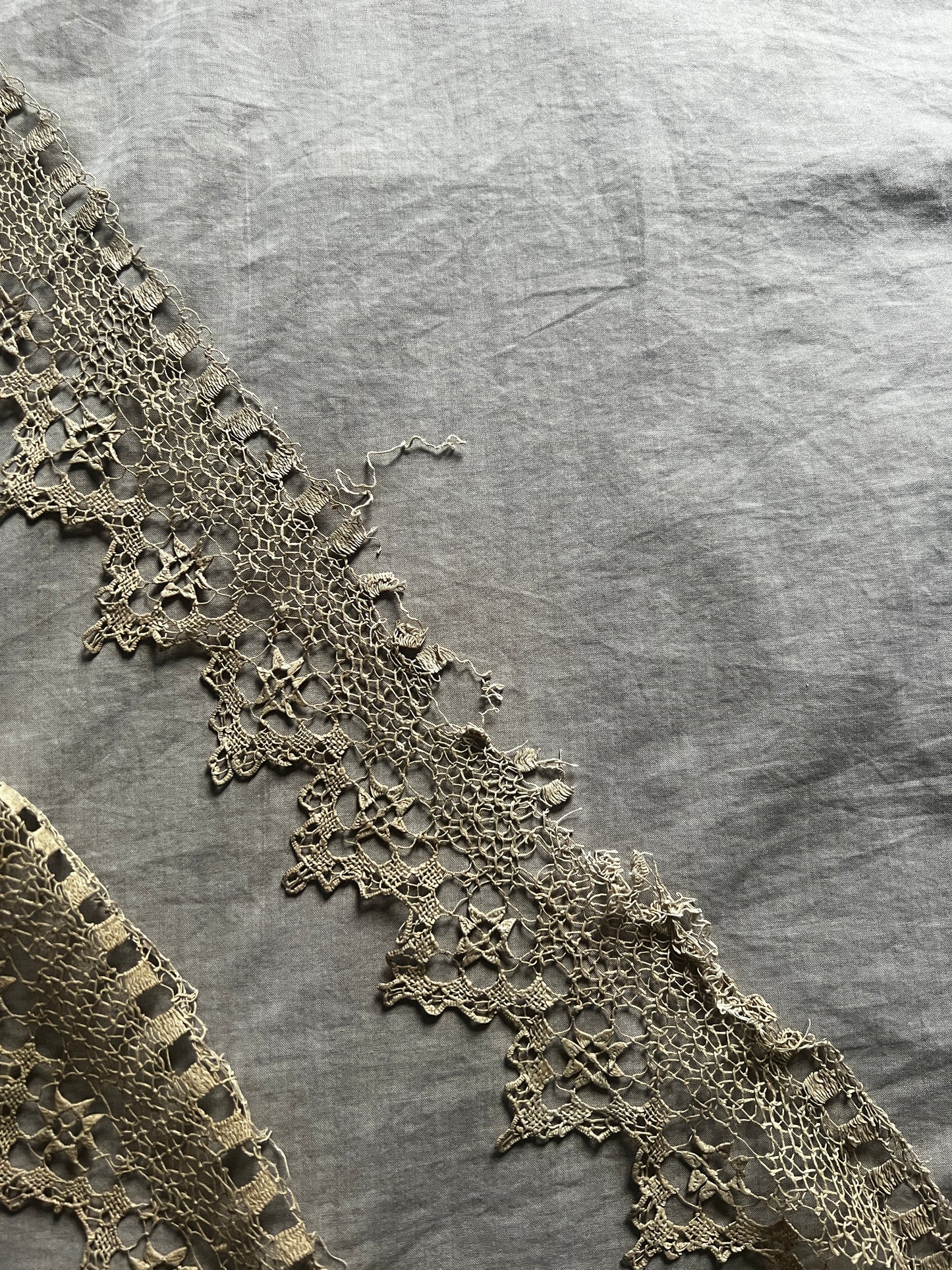 アンティークレース