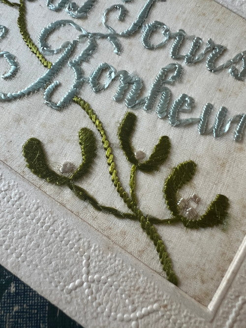 ヤドリギの刺繍カード