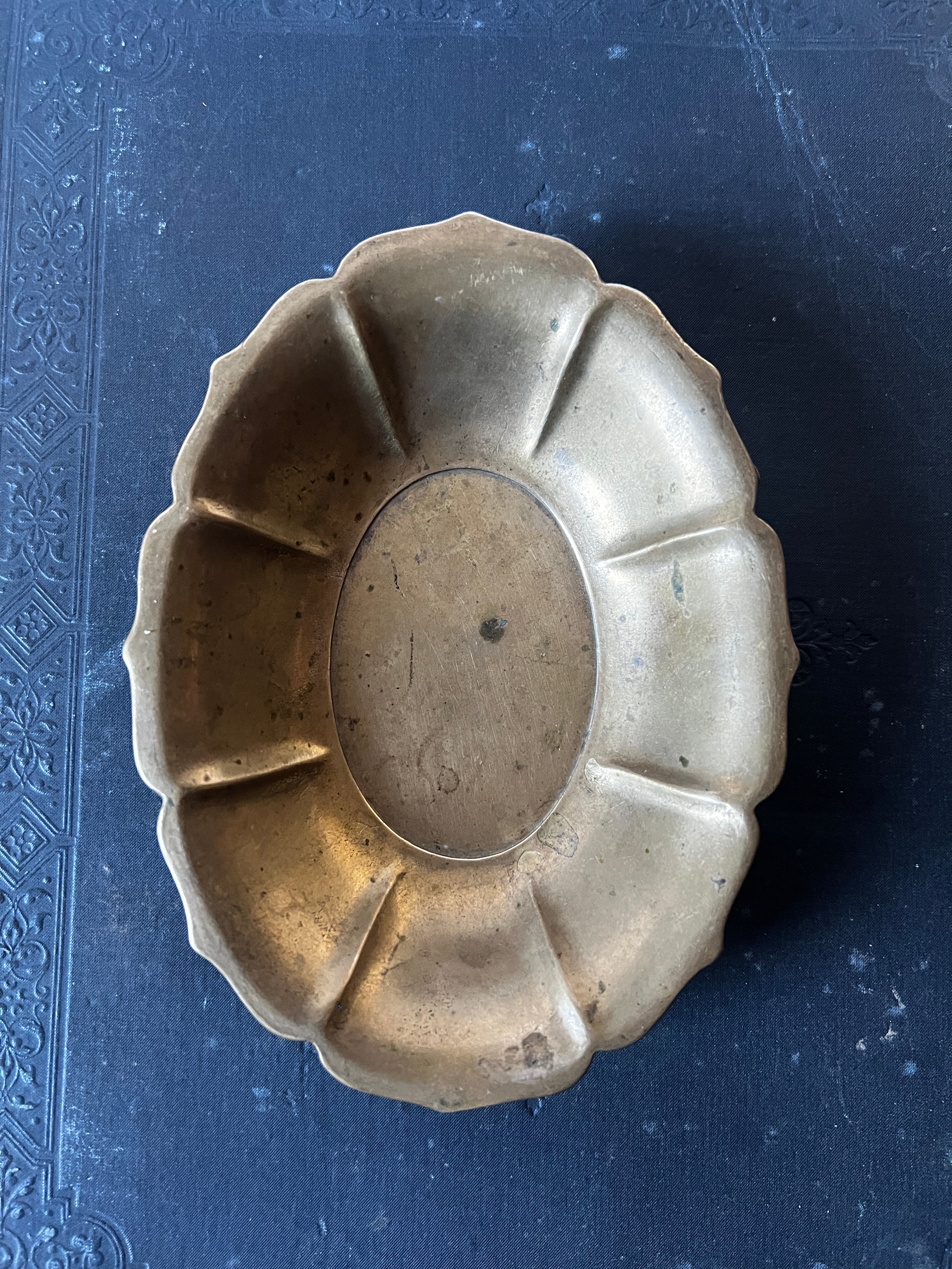 ☆真鍮製オーバルトレイ – France Antique 銀色アンティーク