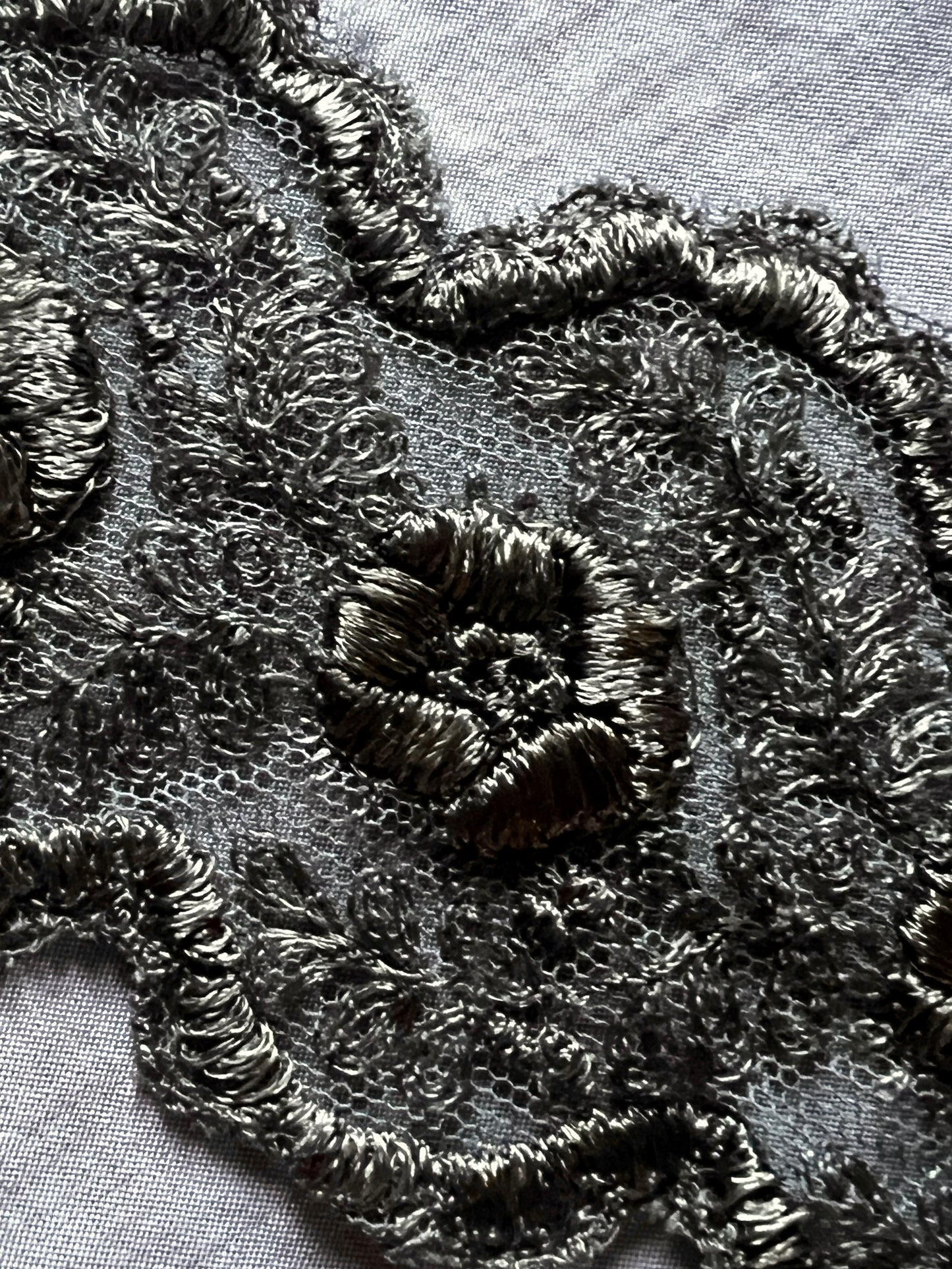 ★チュール刺繍レース