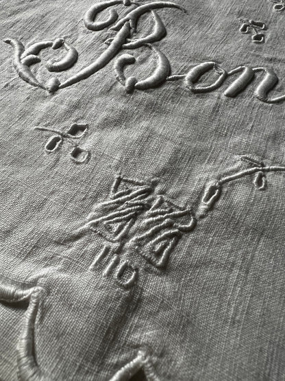 ★刺繍のランジェリーサック(Bonsoir)