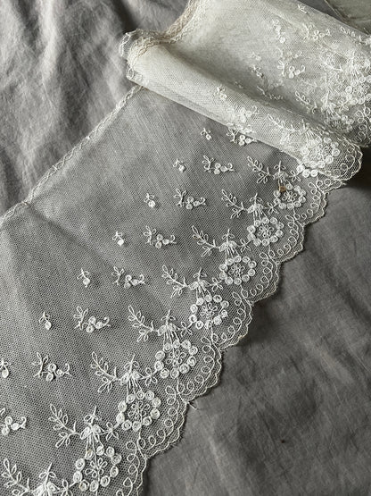 ★チュール刺繍レース