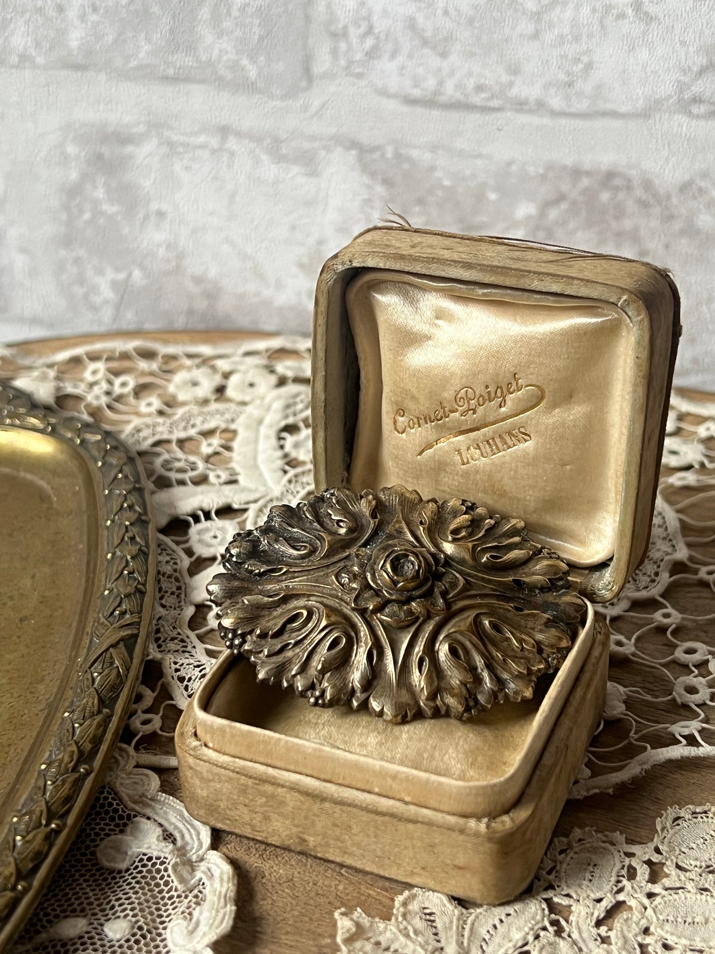 ★アンティークブローチ