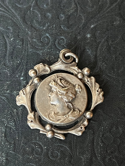 ★アンティークペンダントトップ