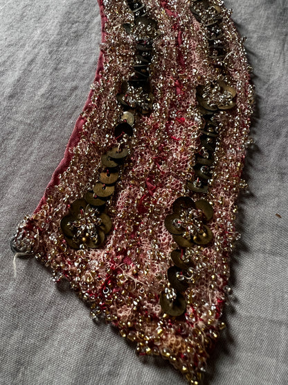 ビーズ刺繍の飾り襟(ローズ)