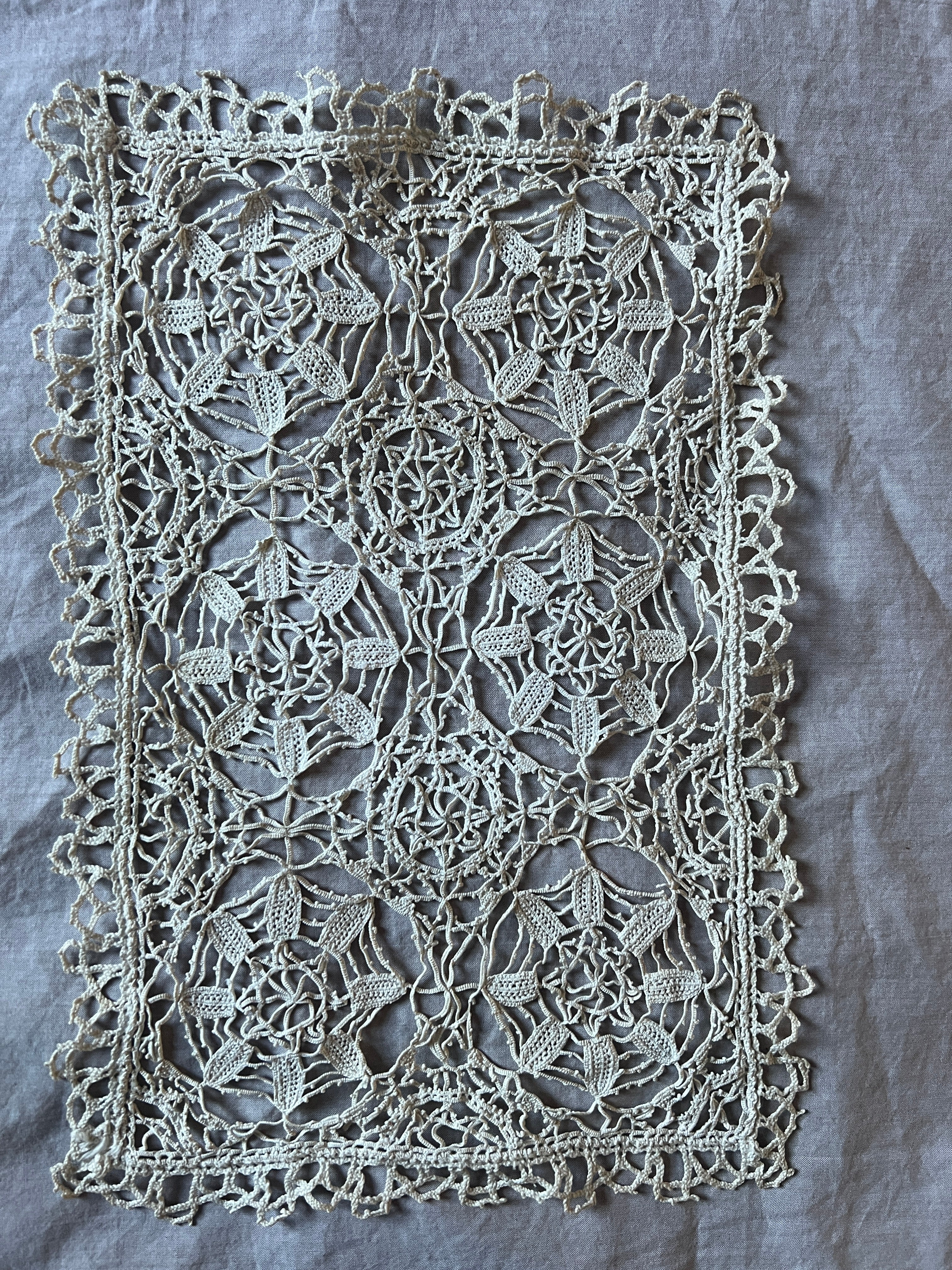 アンティークレース – France Antique 銀色アンティーク