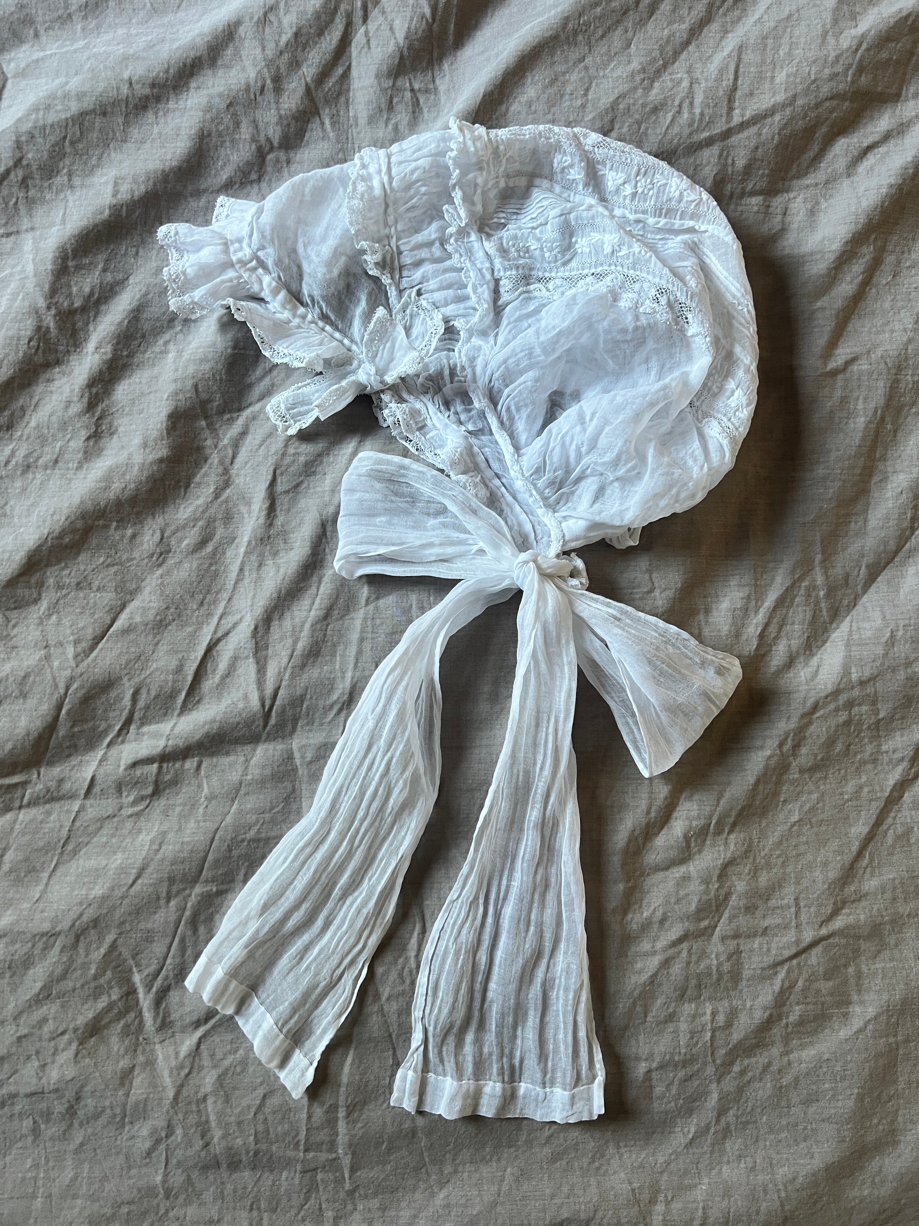 アンティークボネ – France Antique 銀色アンティーク