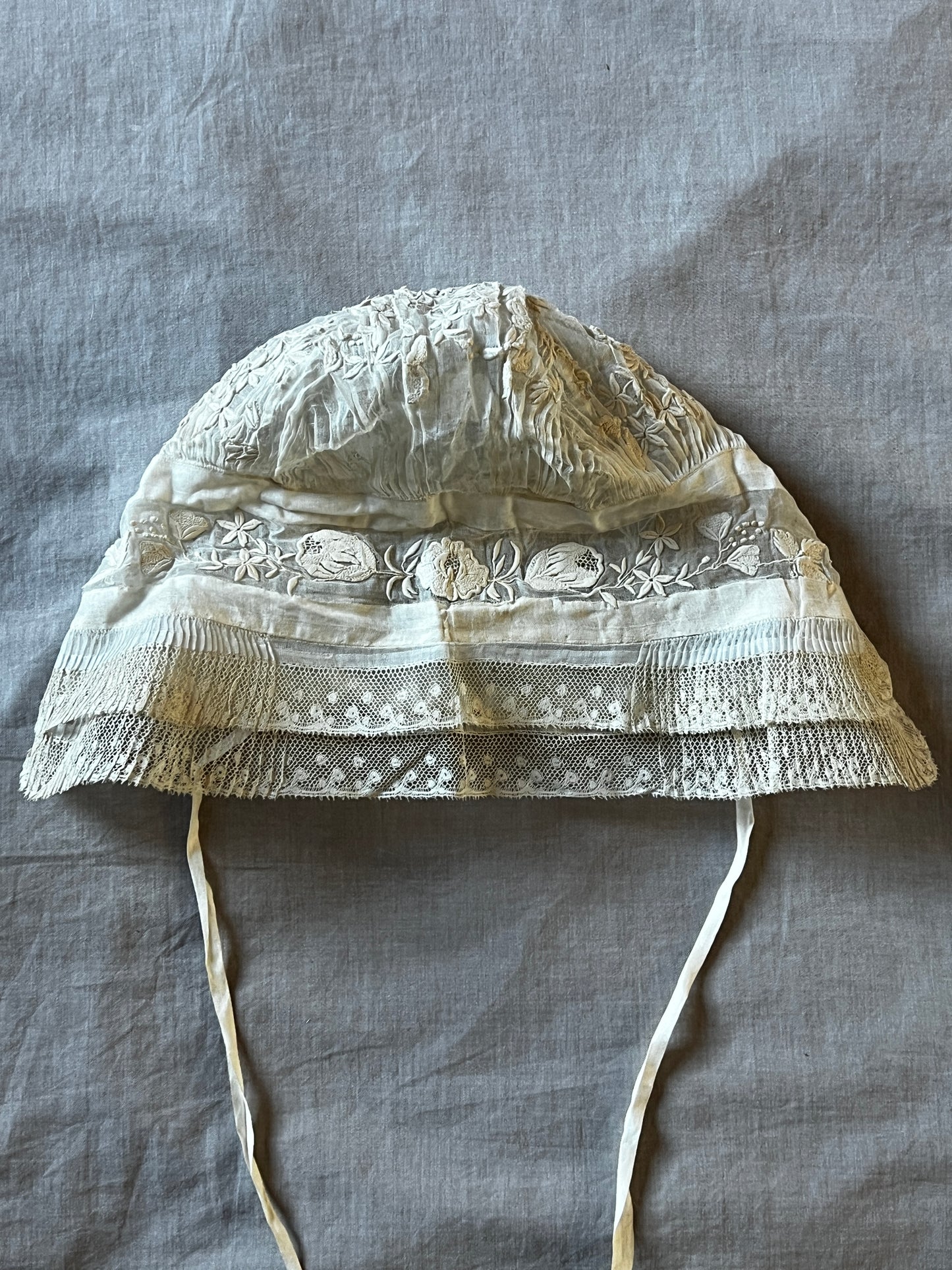 刺繍のベビーボネ