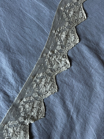 アンティークレース