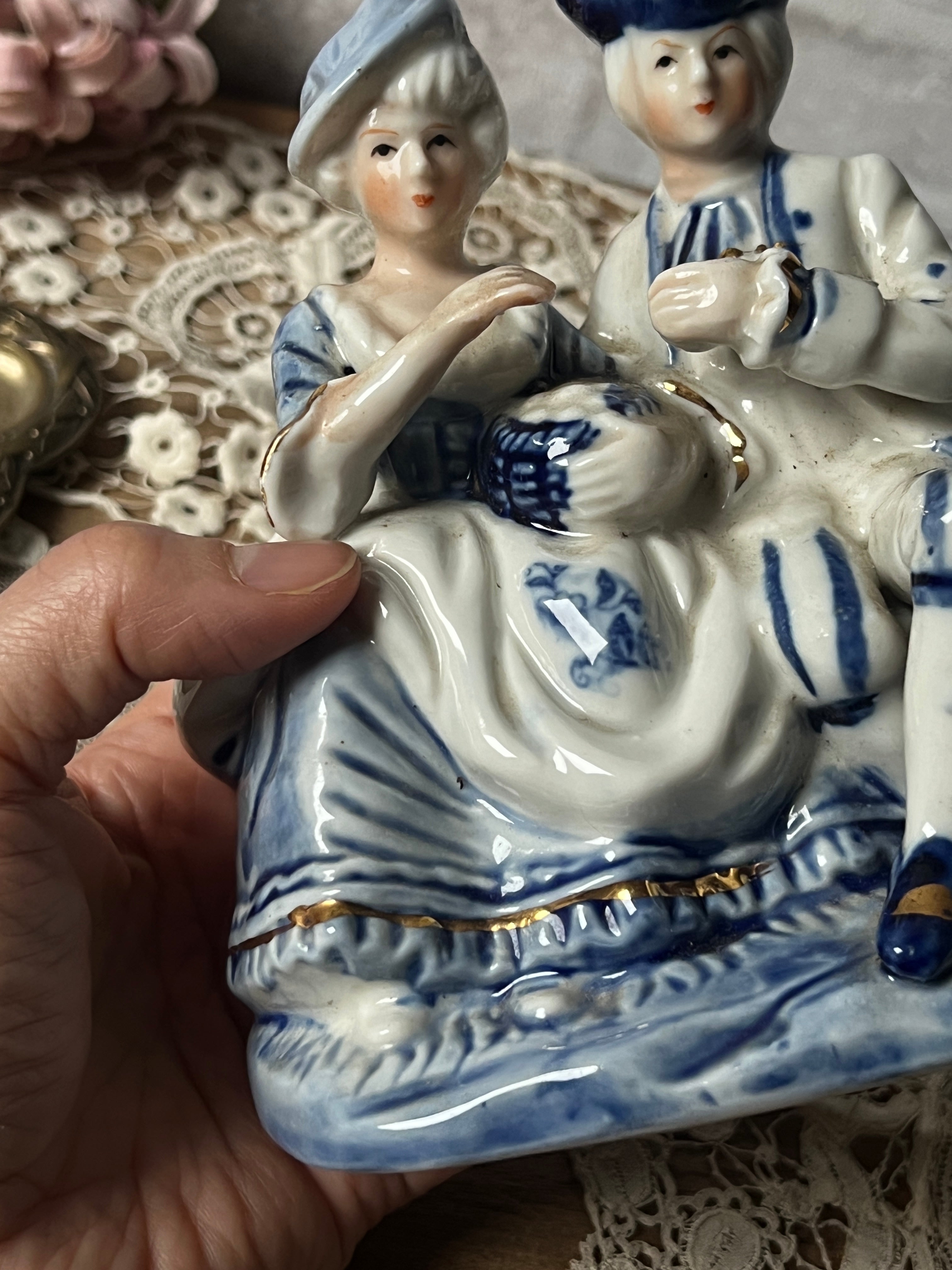 【箱付き・美品】  プードル フィギュリン 貴族男女フィギュリンドール – France Antique 銀色アンティーク