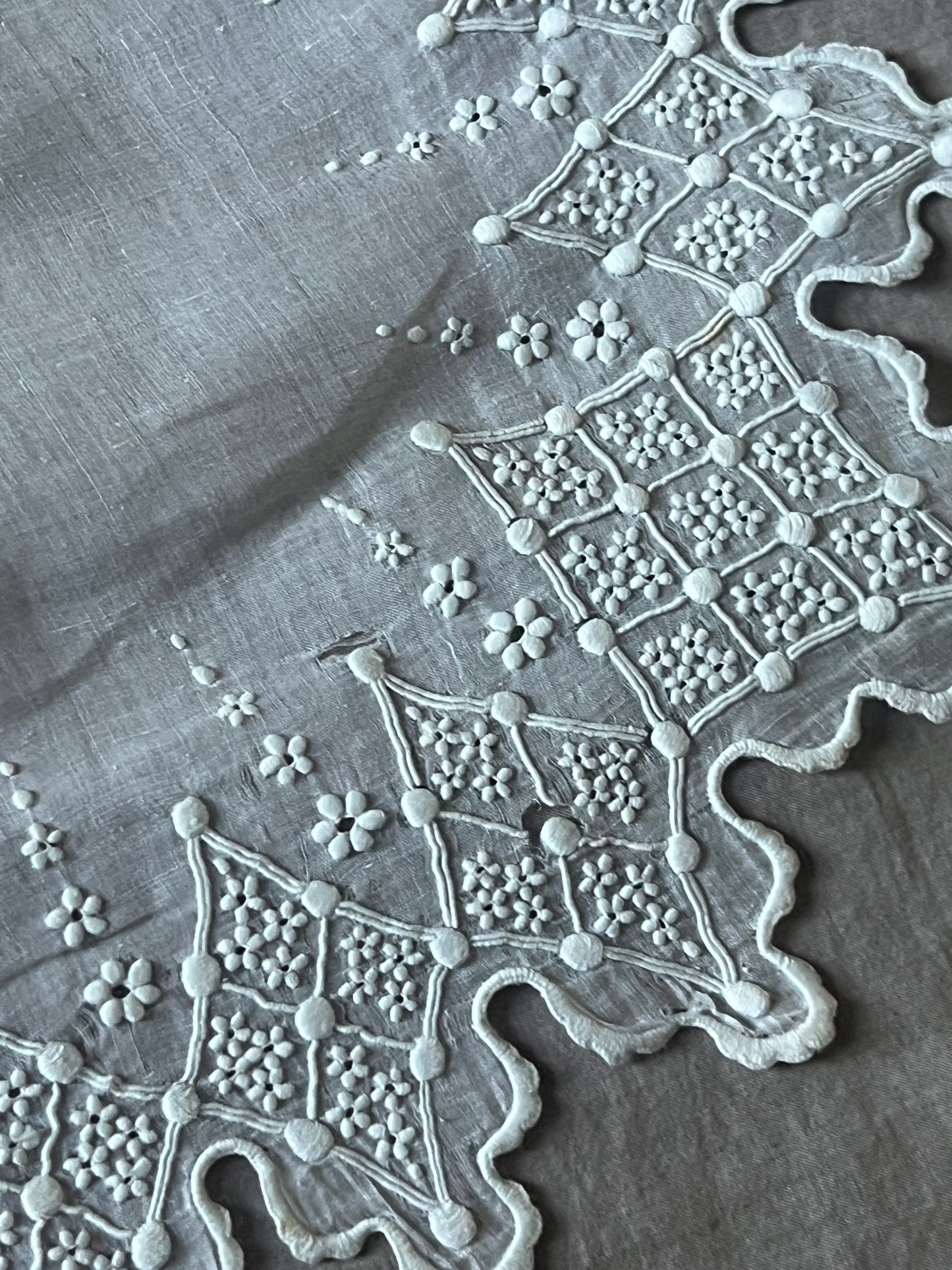 白刺繍婚礼用ハンカチ
