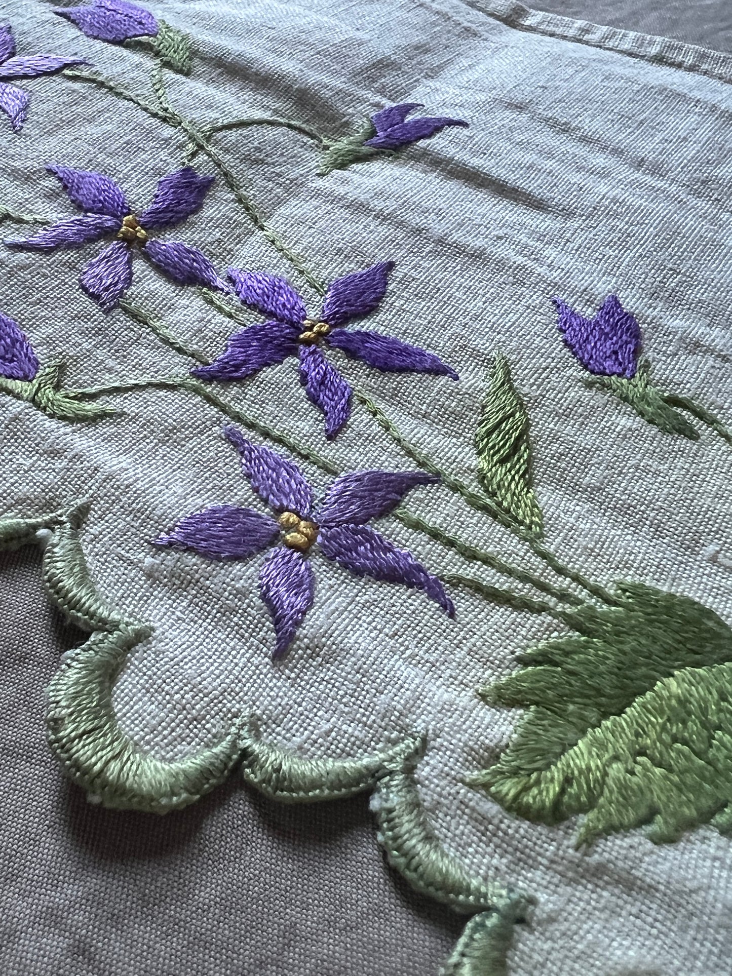 刺繍飾り布