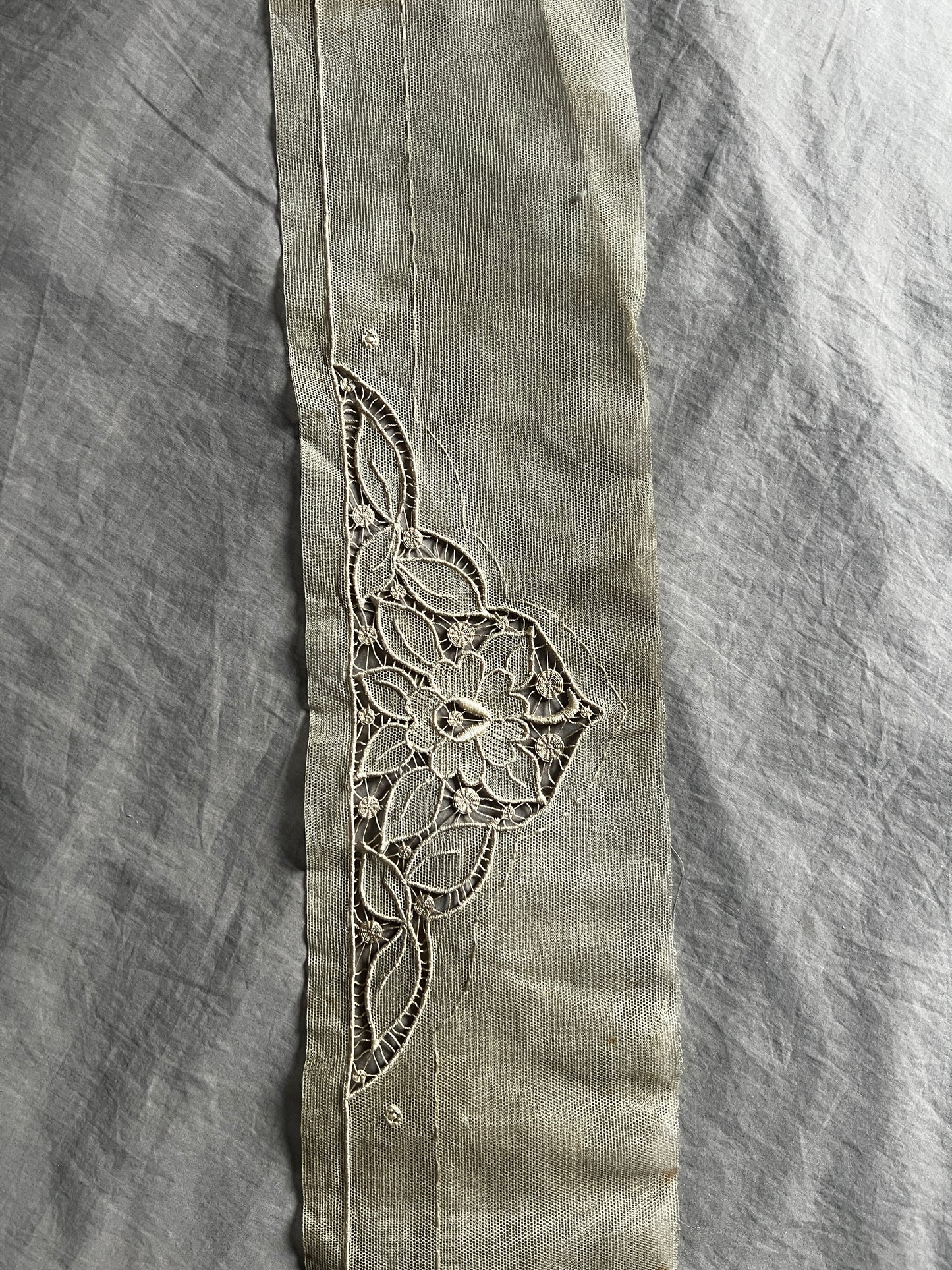 アンティークレース