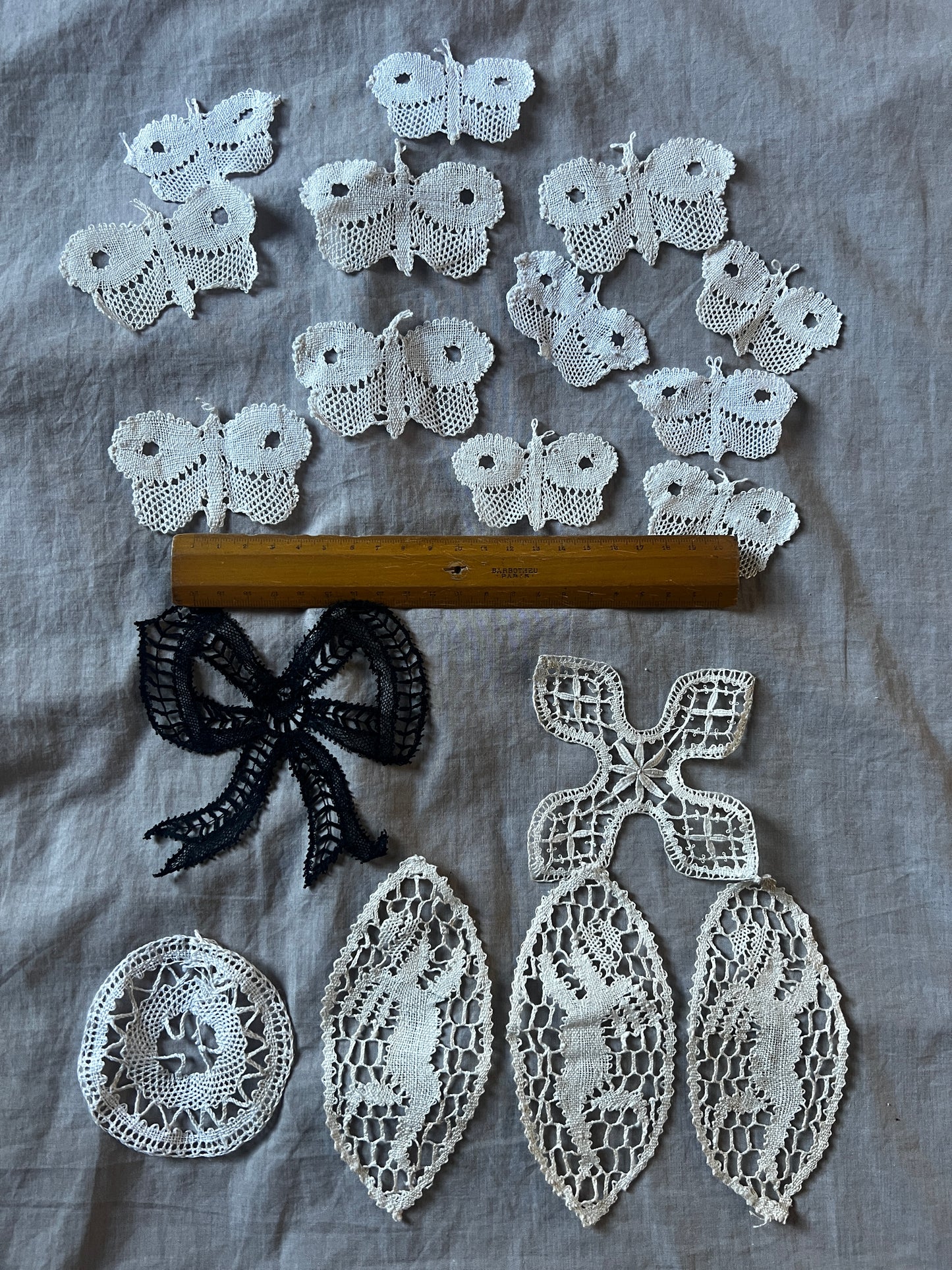 アンティークレースモチーフセット