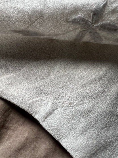 白刺繍ランジェリーサック