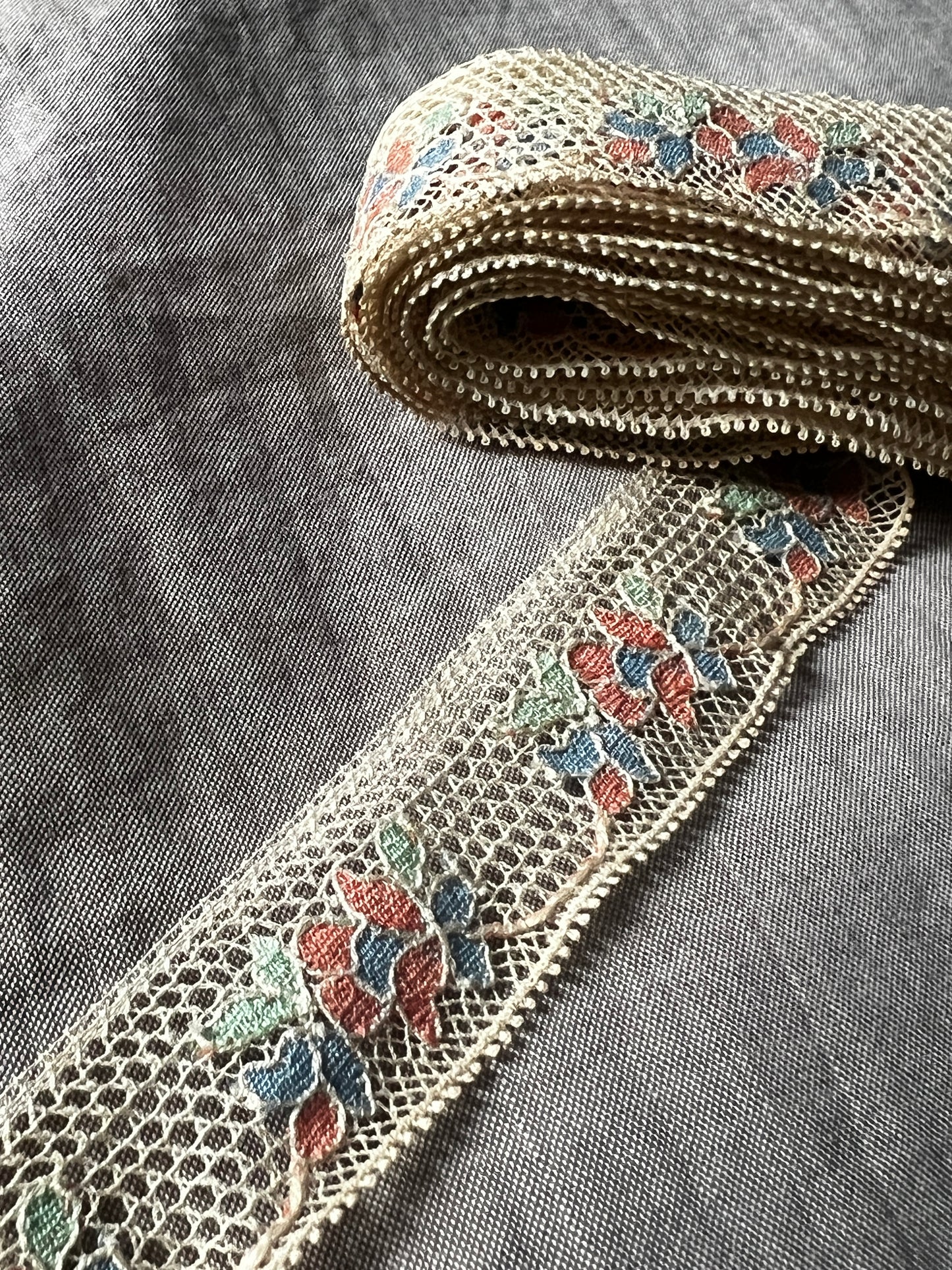 アンティークレース