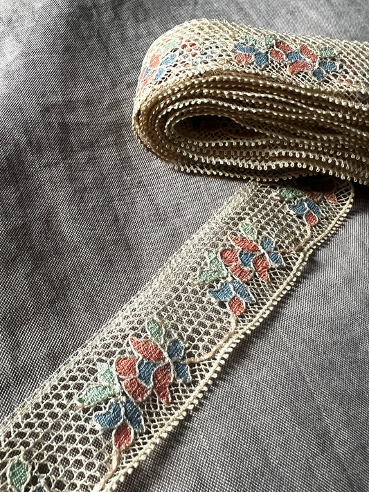 アンティークレース