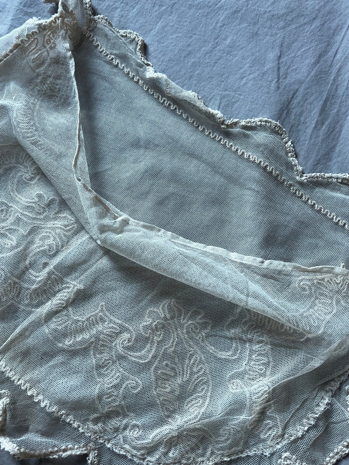 チュールレースクッションカバー