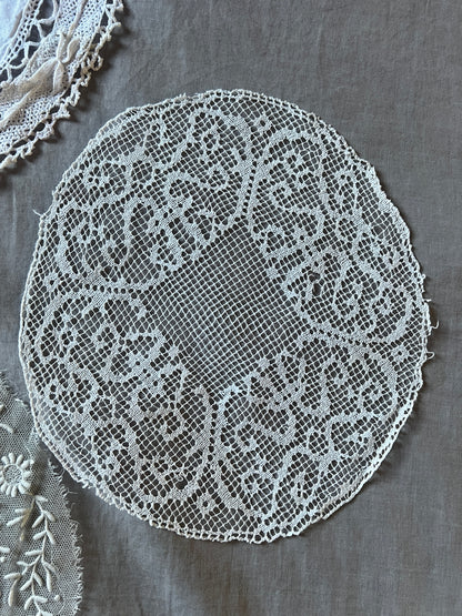 ★アンティークレース・刺繍セット