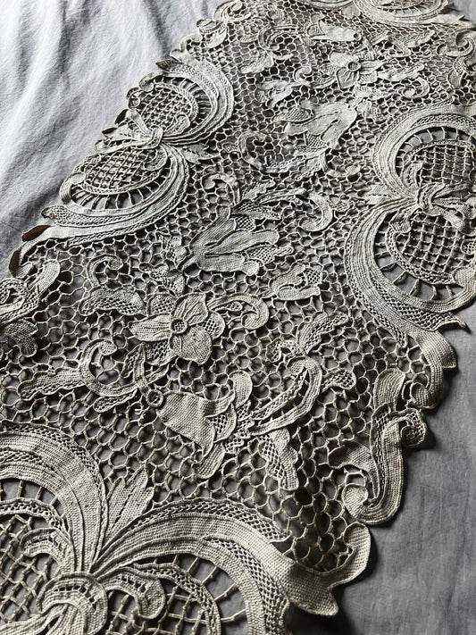 ★ニードルレース楕円クロス