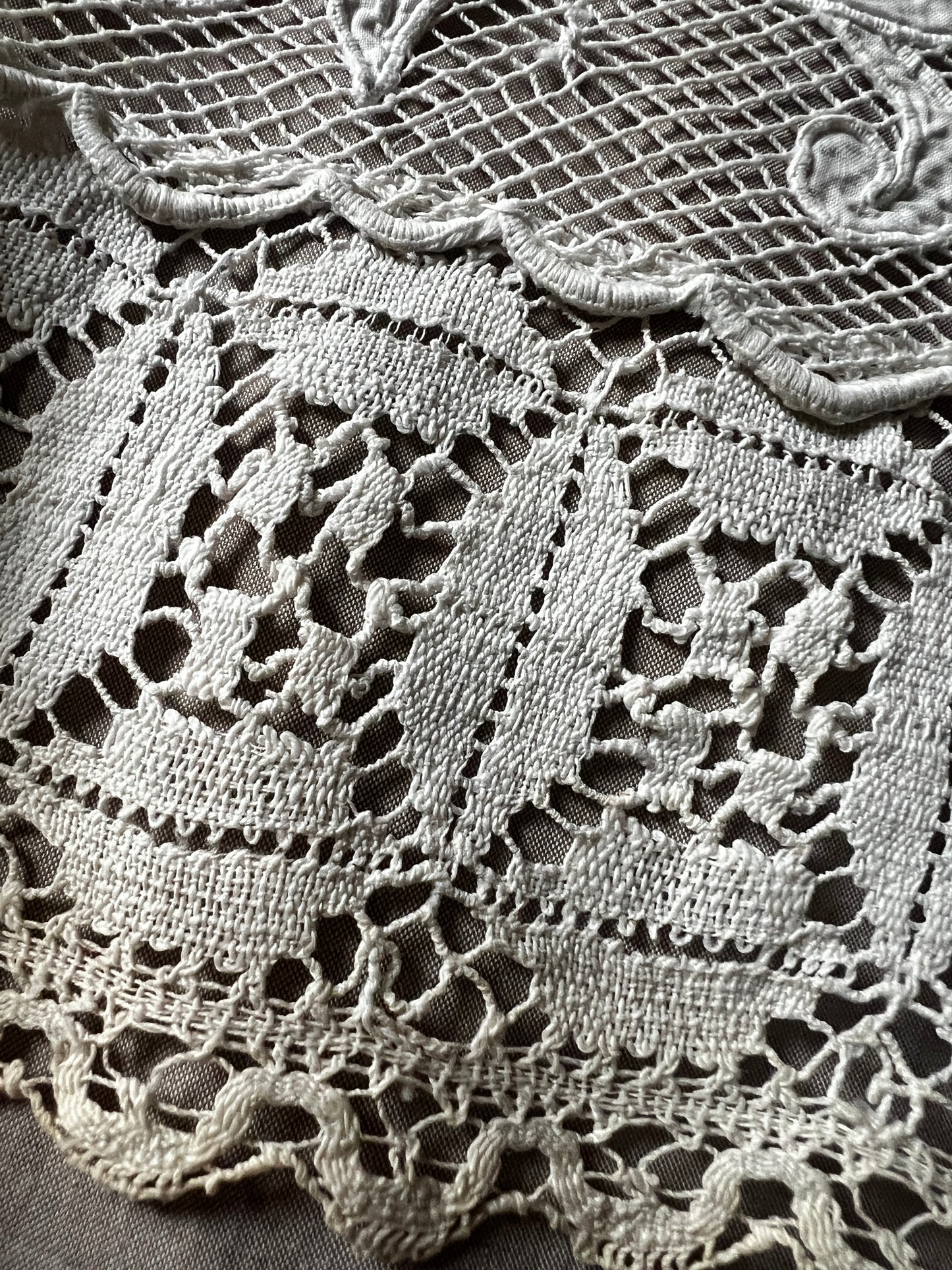 ★アンティークレース飾り布