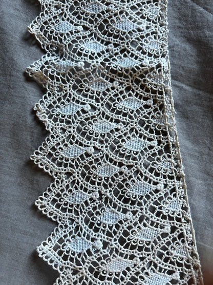 アンティークレース