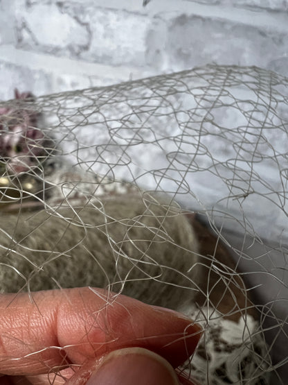 シルクの帽子飾りチュール