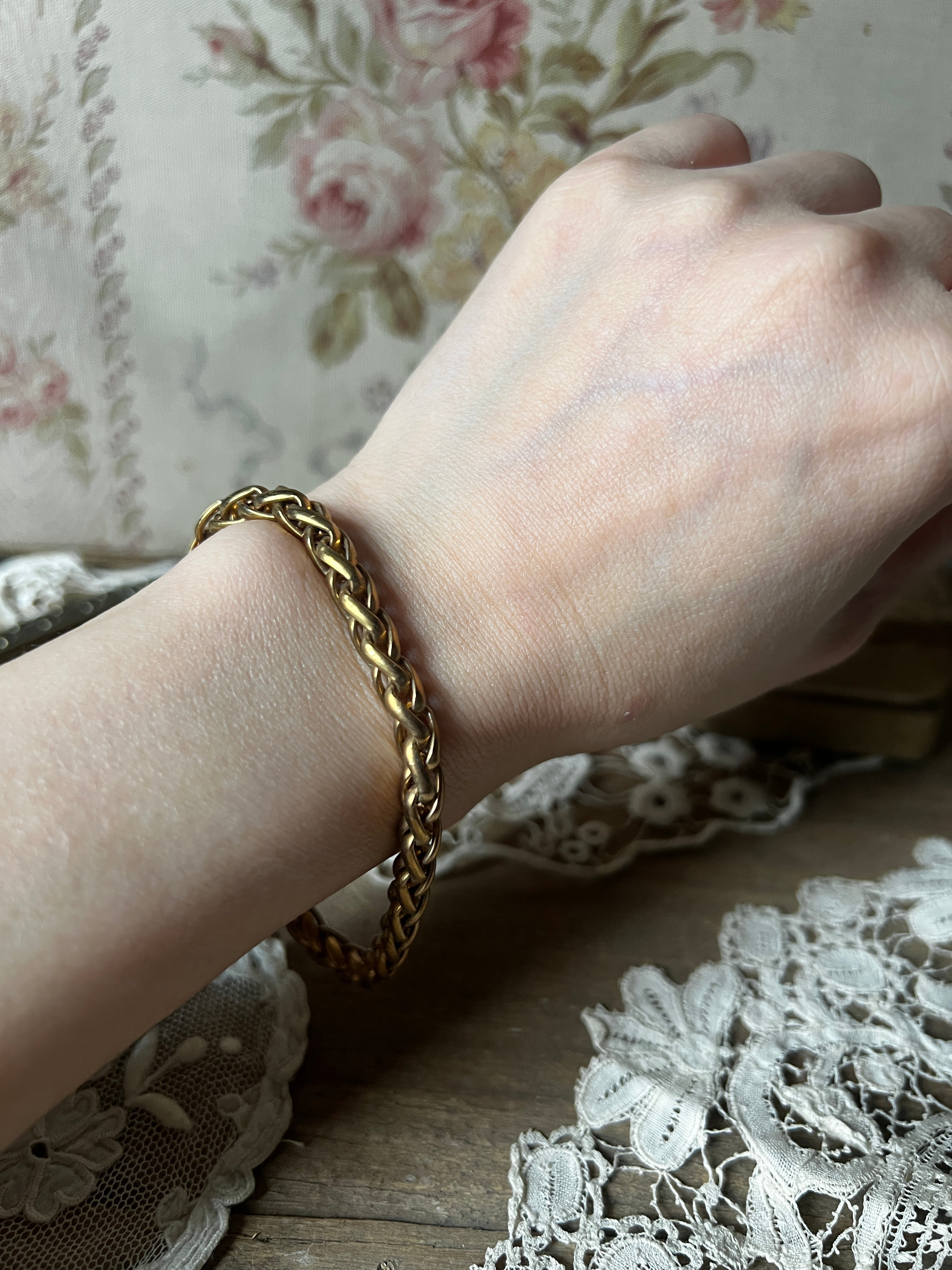 ヴィンテージブレスレット – France Antique 銀色アンティーク