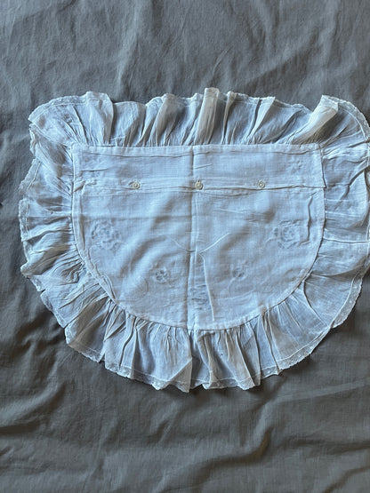 ★フリルのクッションカバー