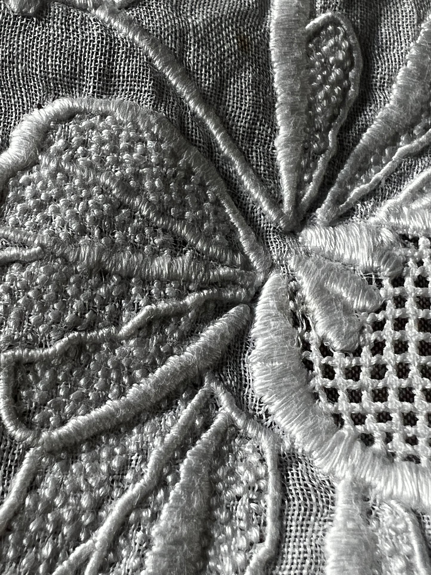 白刺繍クロス